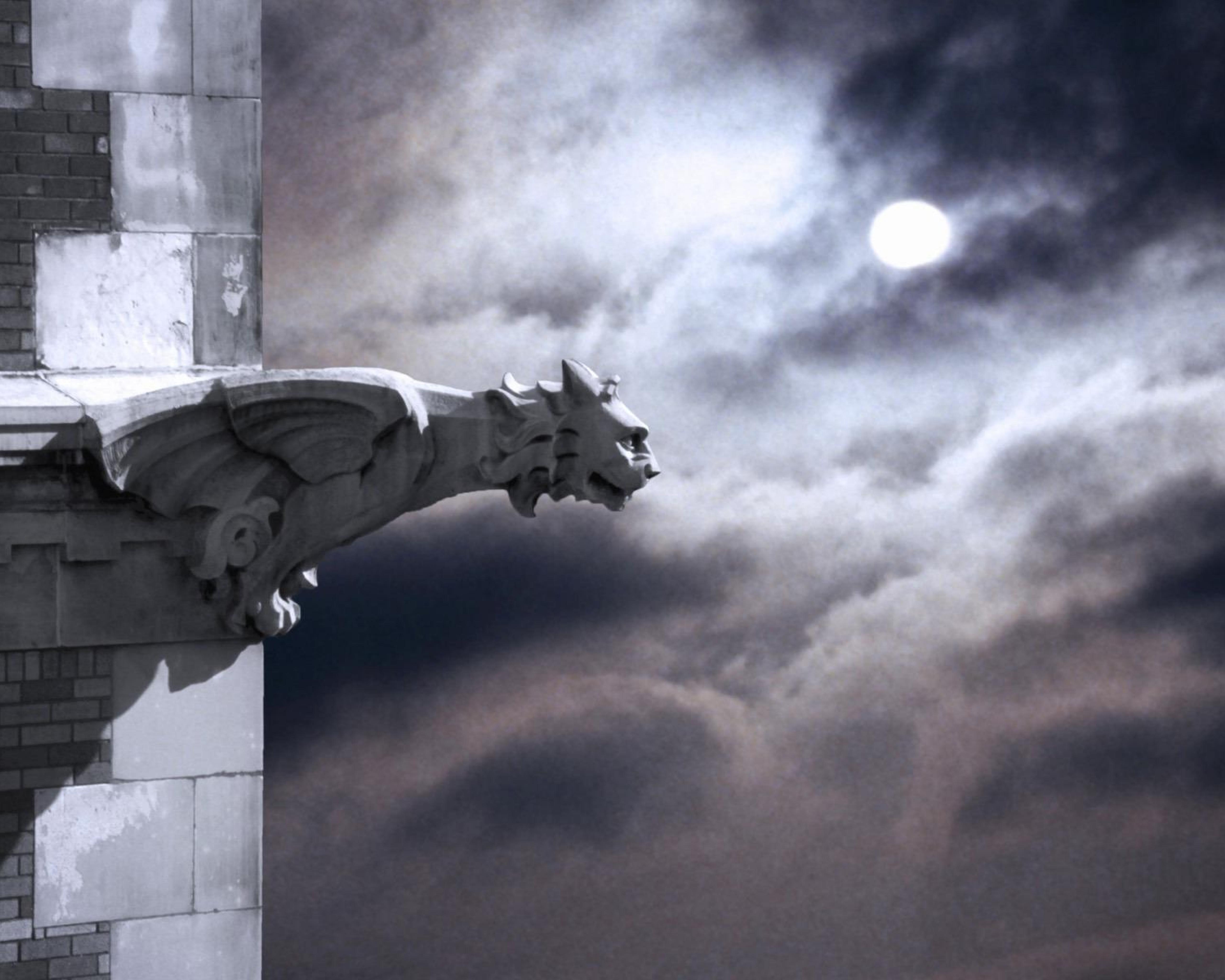 Moon Cloud Artistic Lion gargoyle Gargoyle HD Wallpaper, Desktop