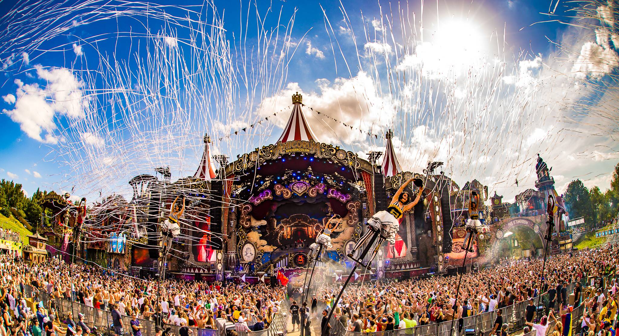 Tomorrowland Weekend 1: The King of All Festivals