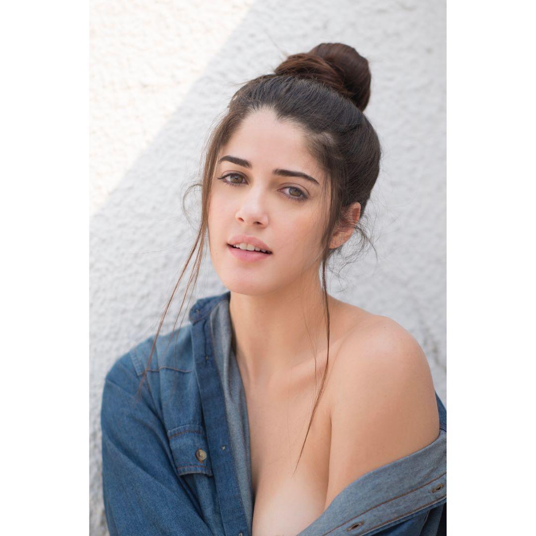 Munjal Gandhi (munjalgandhi) on Instagram: “ Izabelle