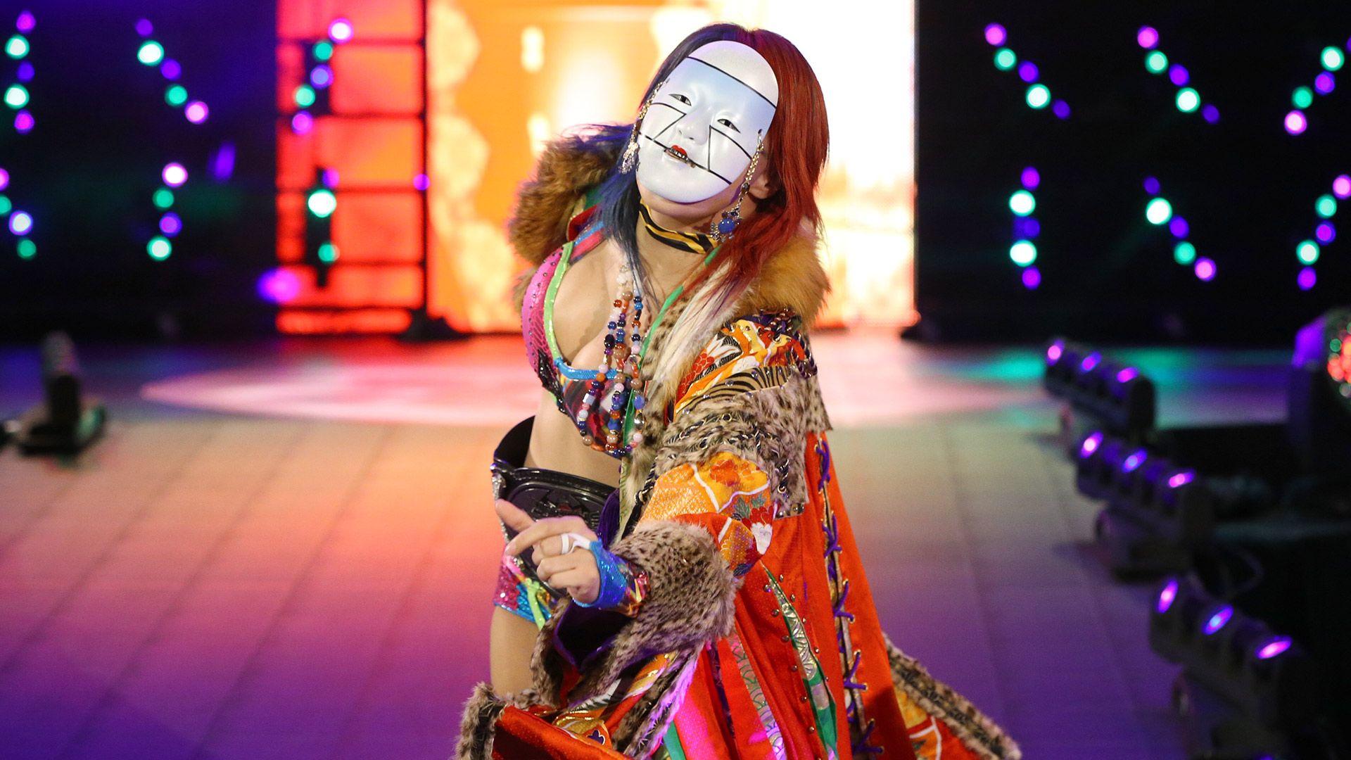 WWE Fans Want Asuka To Join SmackDown Live