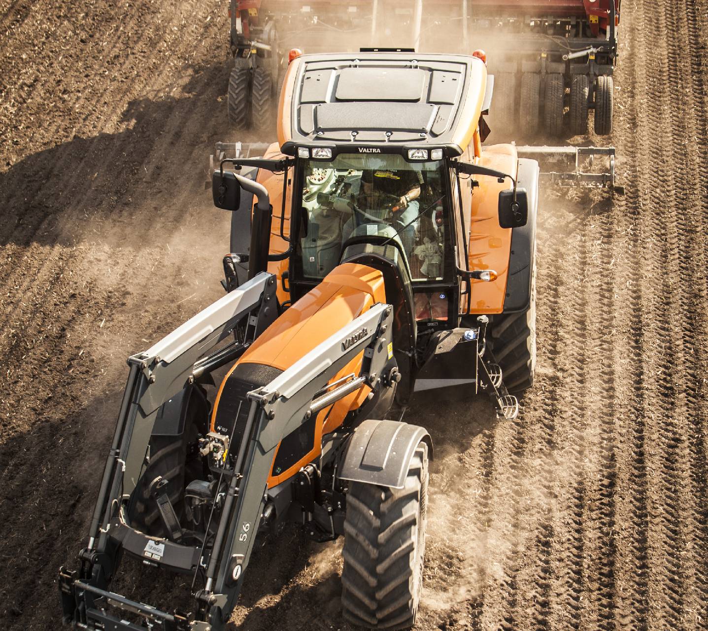 Valtra Tractor Wallpaper