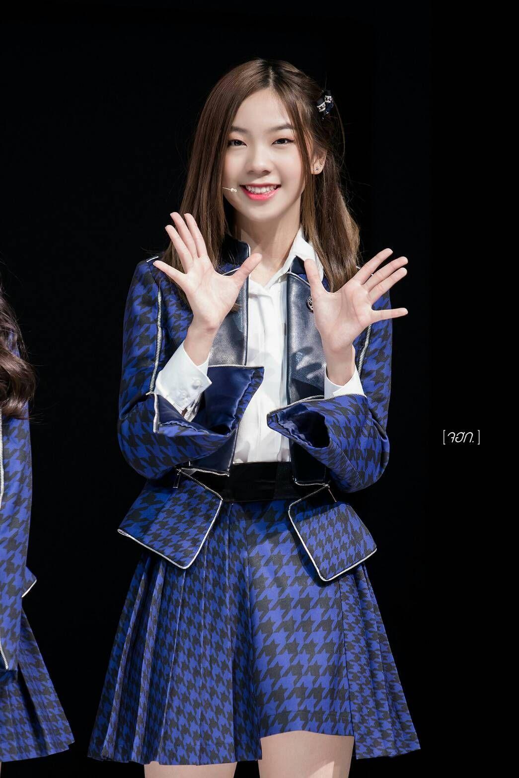 River PUN BNK48. โทรศัพท์มือถือ. Puns and River