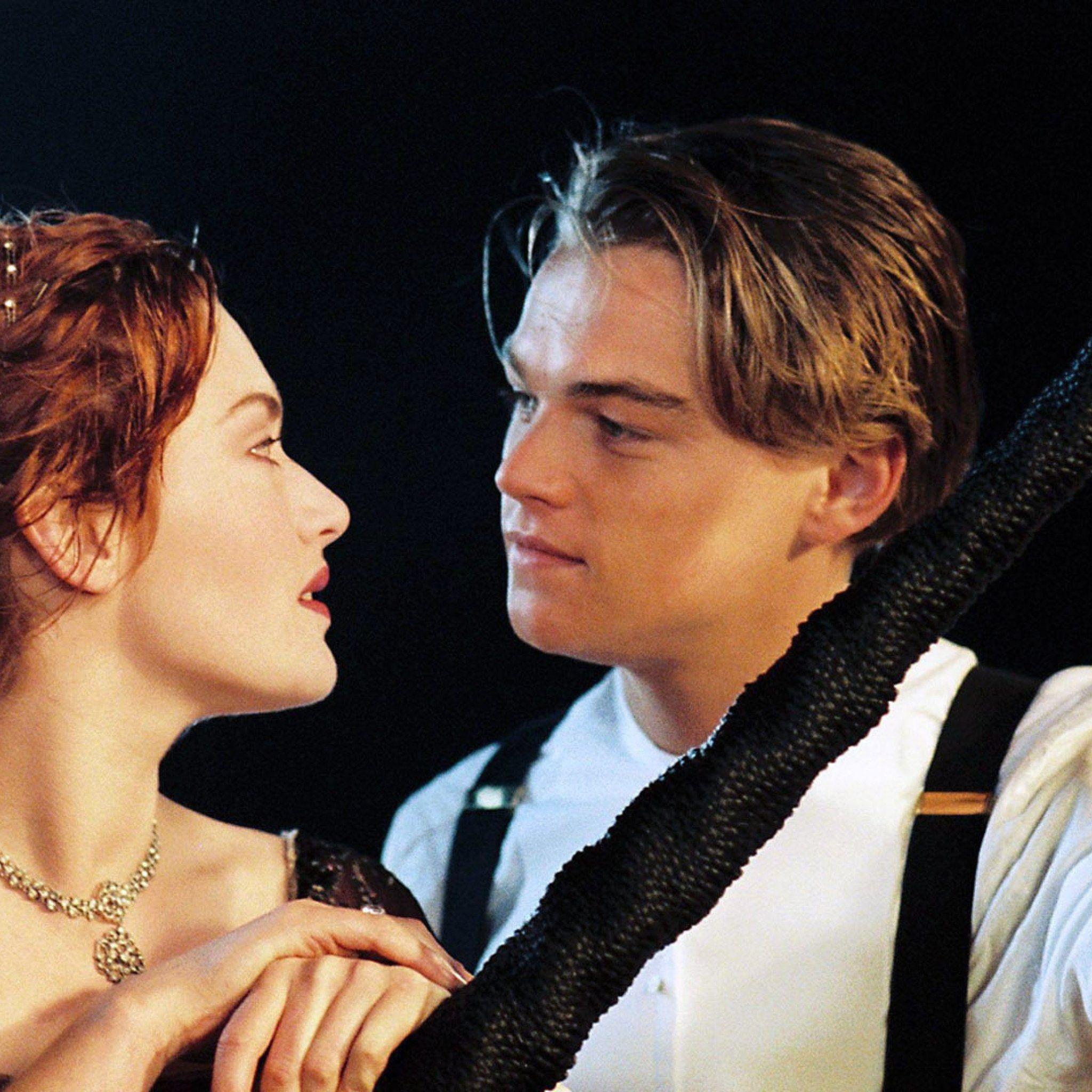 Kate Winslet And Leonardo In Titanic Movie iPad Air HD 4k