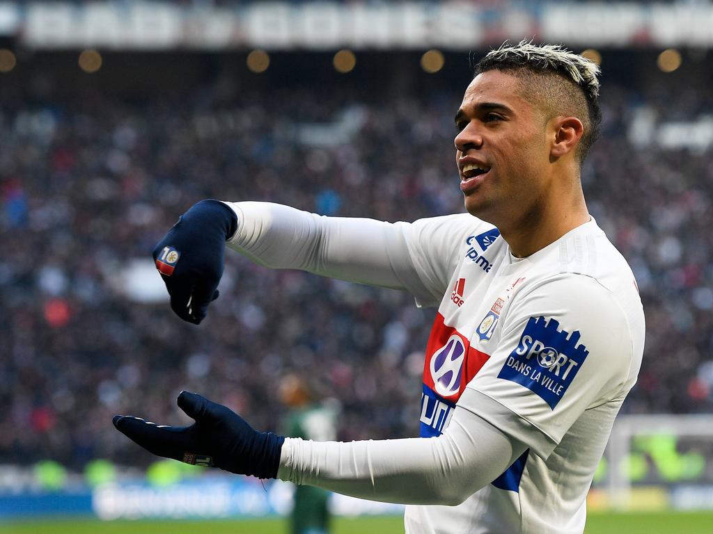Ligue 1 News Real Madrid set to buy back striker Mariano from Lyon
