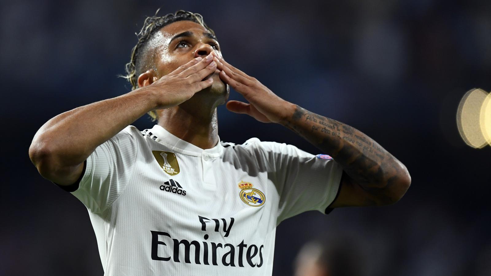 Mariano Díaz, the seven at home