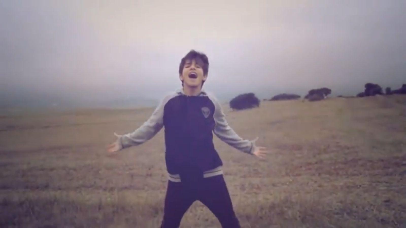 Méli Mélo Mélodie: Manu Rios and Daniel Elmrhari video assembly