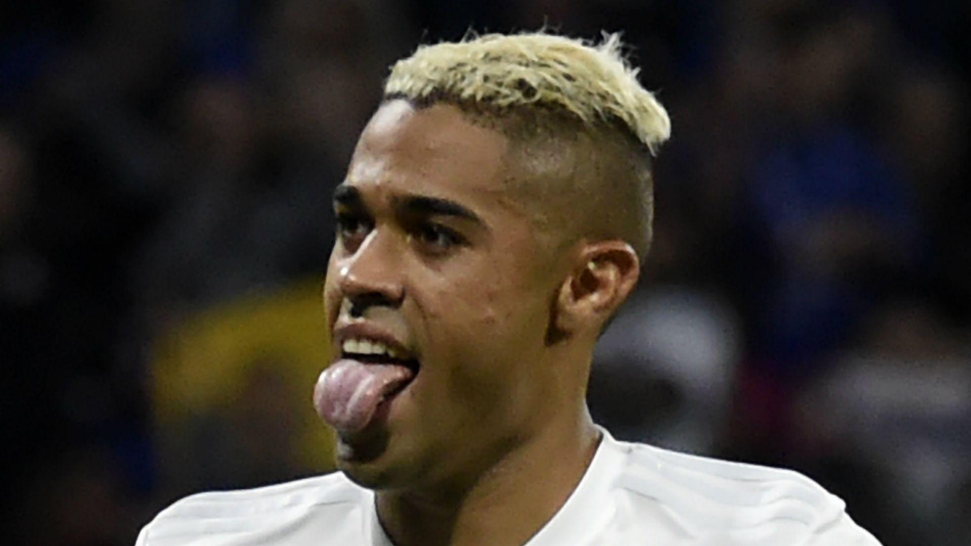 Mariano Diaz completes Real Madrid medical
