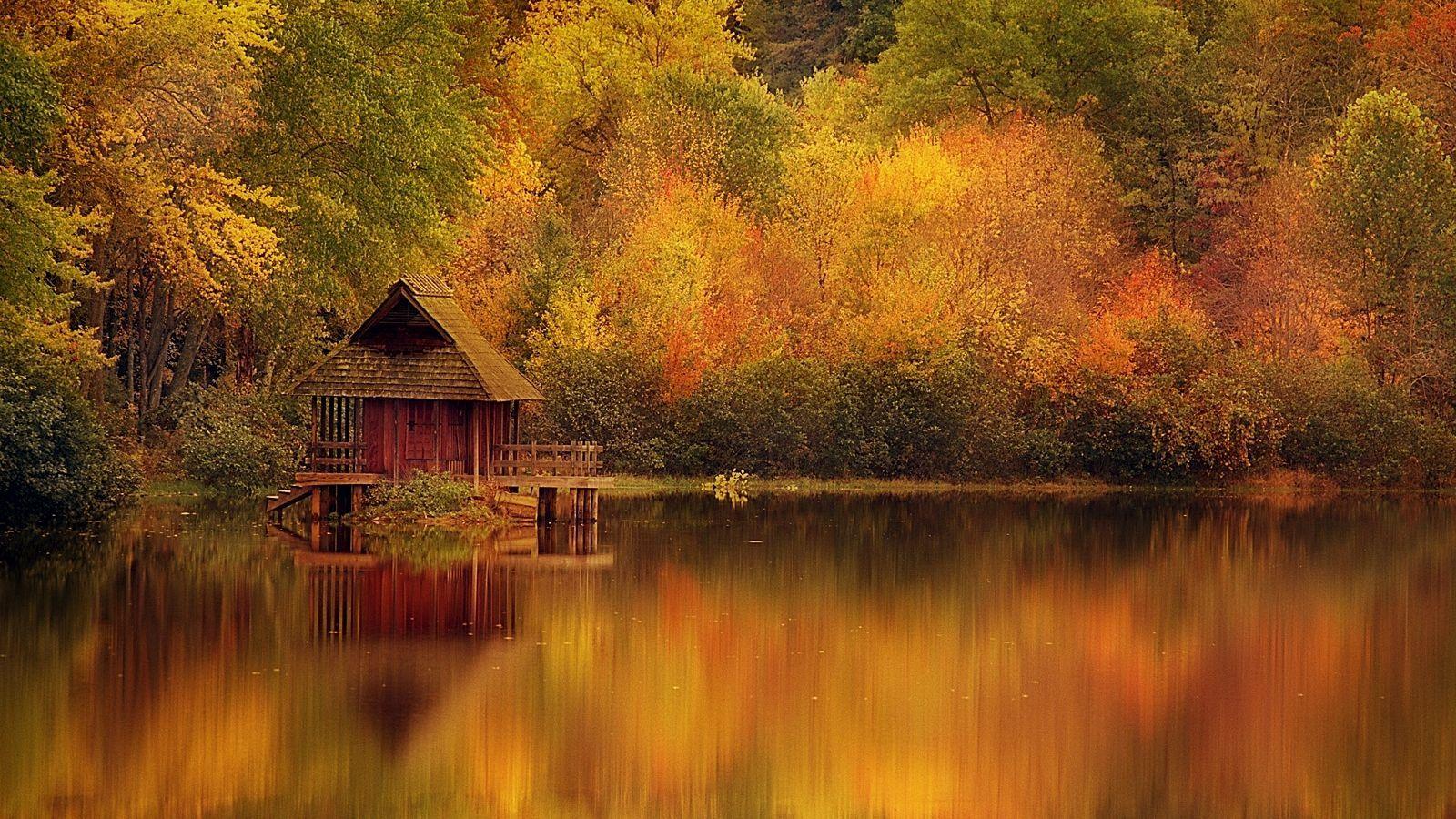 Autumn Lakehouse