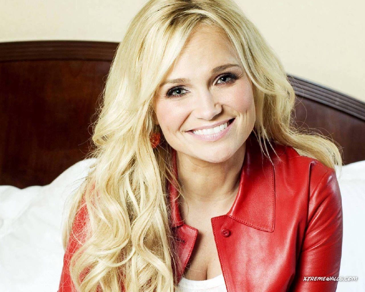Kristin Chenoweth. Babes of all times!. Free android