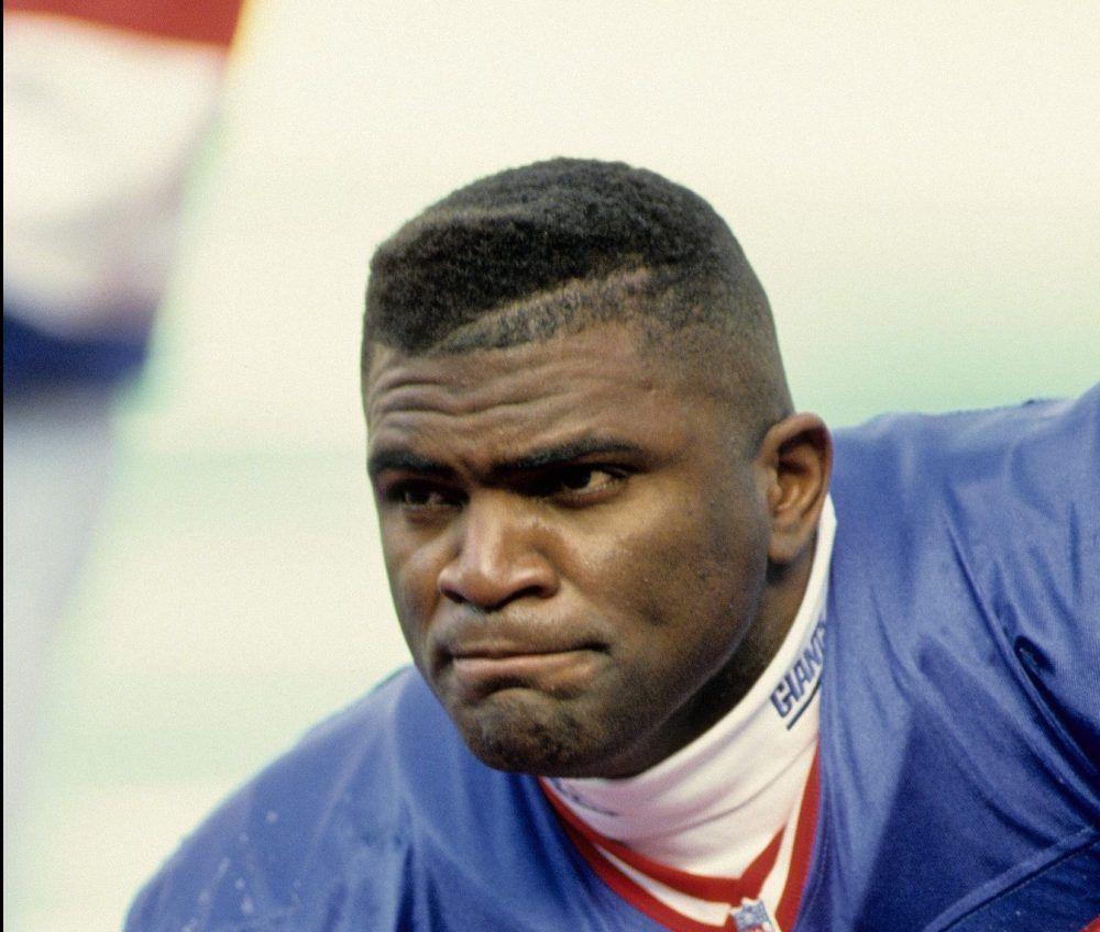 Carl Banks Told Story of Lawrence Taylor Coming to Team Meeting