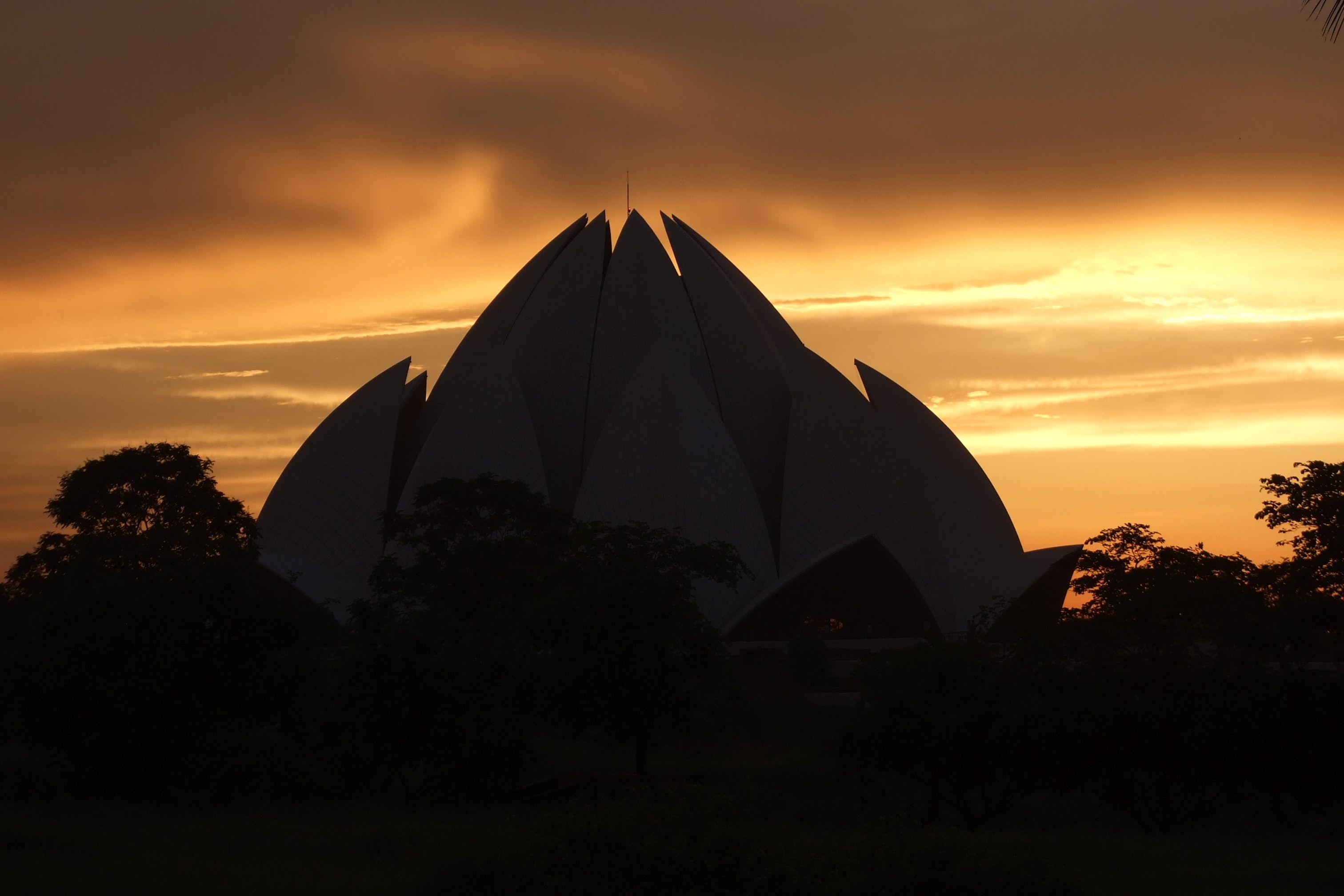 Lotus Temple Historical Facts and Picture. The History Hub