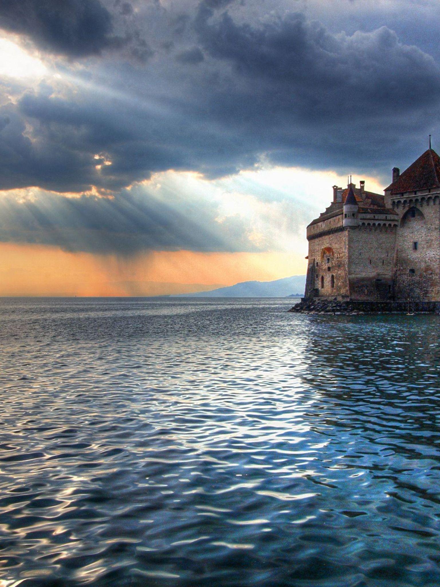 Chillon Castle, Lake Geneva Switzerland Wallpaper iPad Resolution