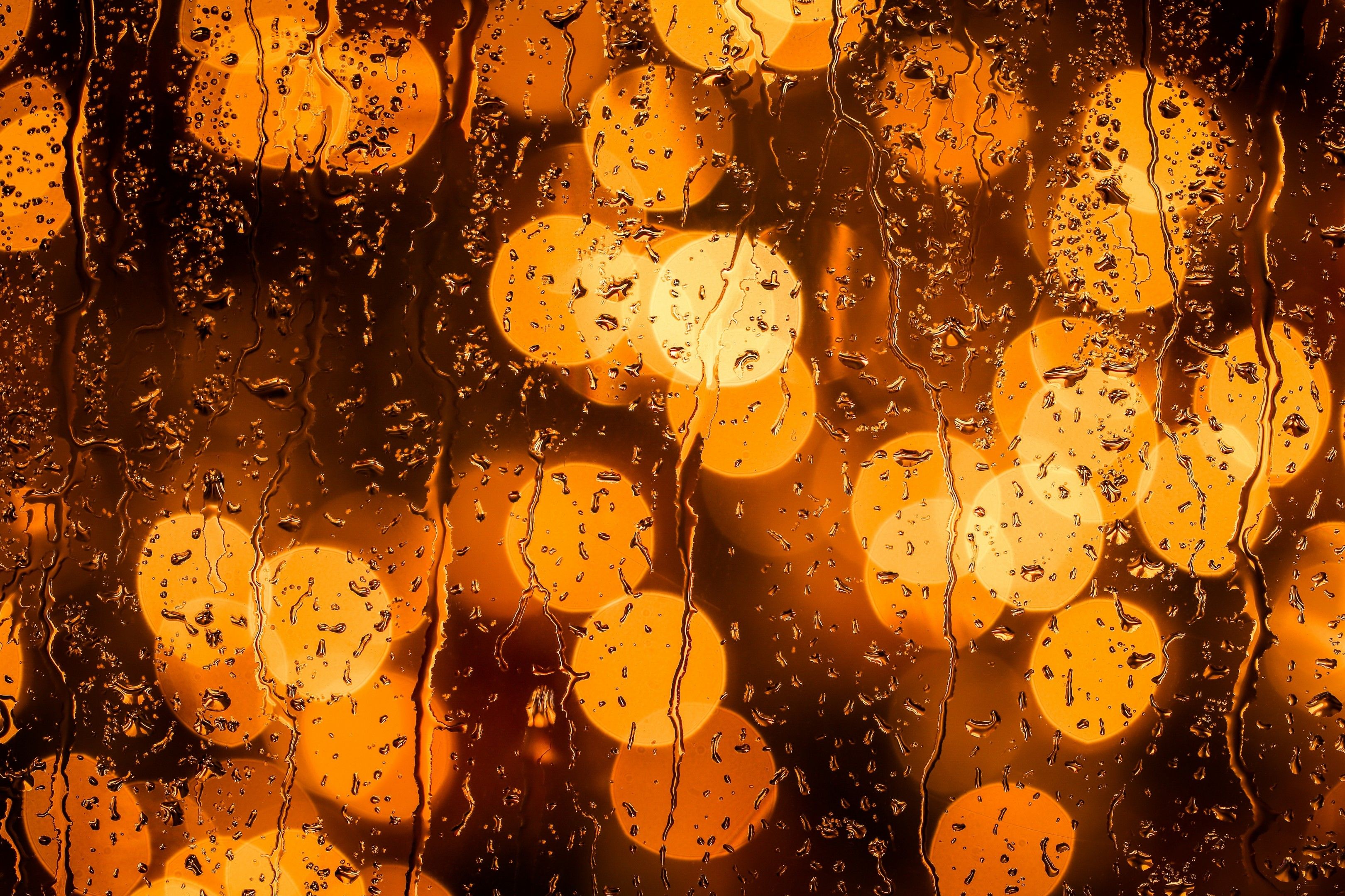 Download 3240x2160 Rain, Bokeh, Water Drops, Photography Wallpaper