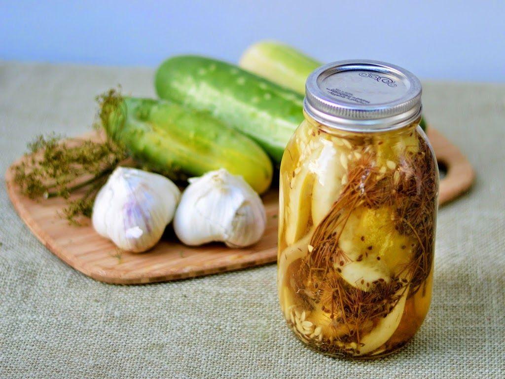 Garlic Dill Pickles Canning #Recipe & Tips Rural Mom