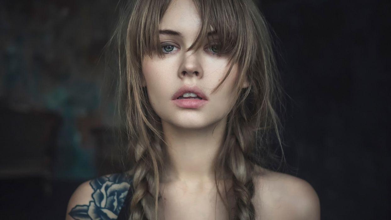 SENSUALITY Anastasia Shcheglova Girls Women Model Lips Braids