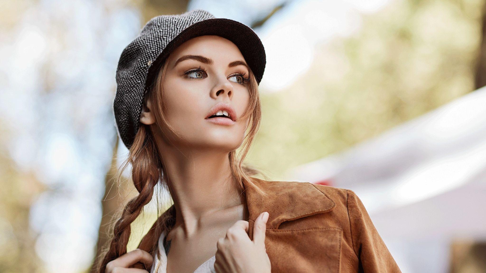 Download 2048x1152 Wallpaper Cap, Woman Model, Anastasia Shcheglova