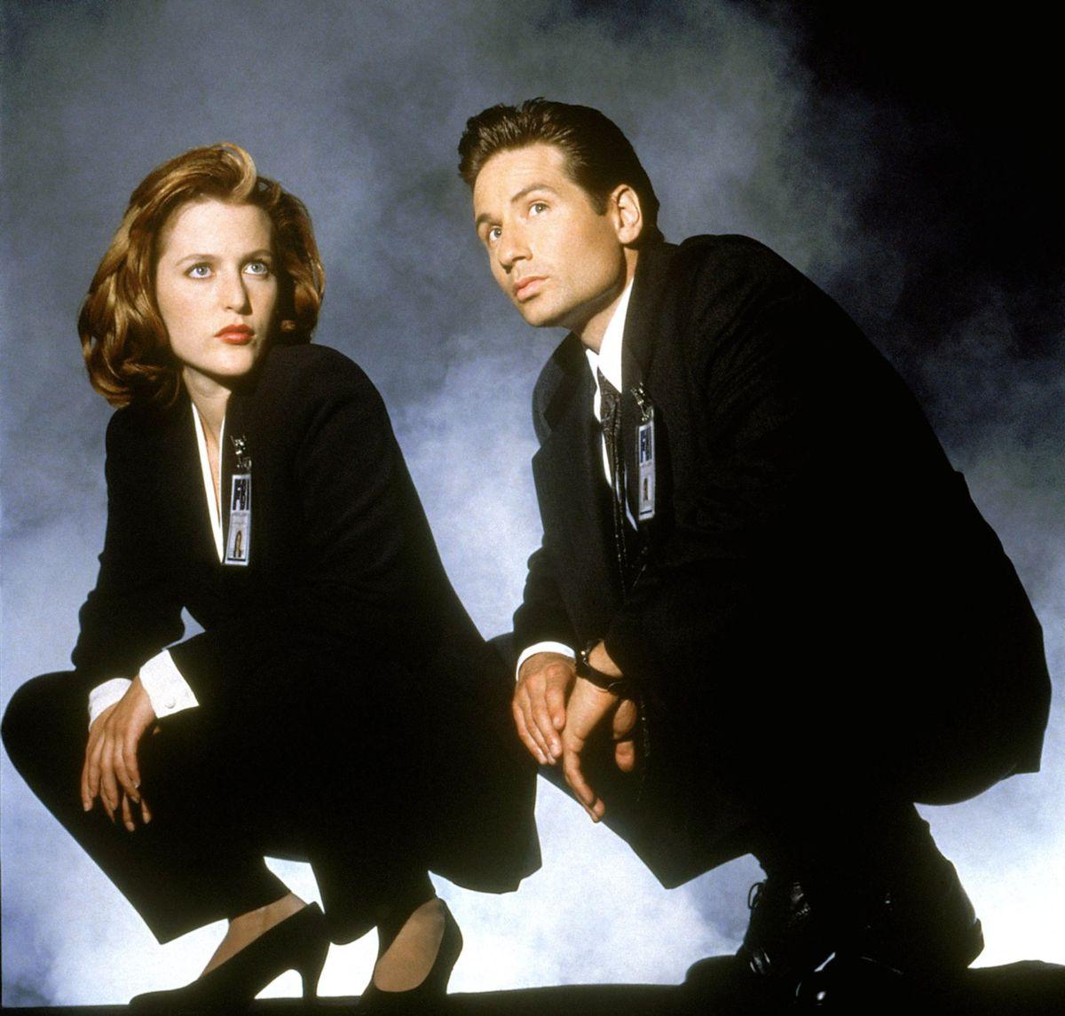 This is what Fox Mulder and Dana Scully look like in 2015