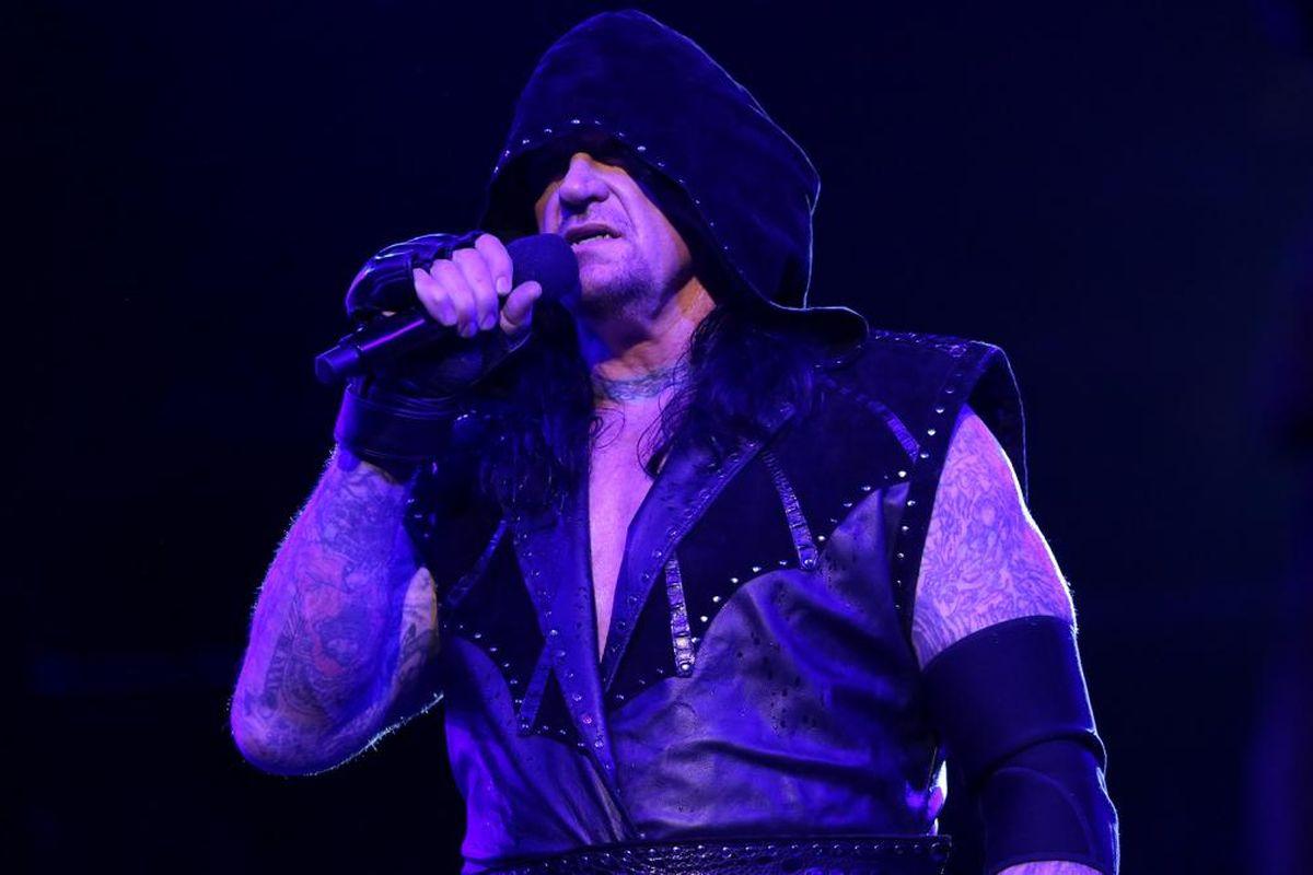 Conversation trumps cancellation for WWE Crown Jewel