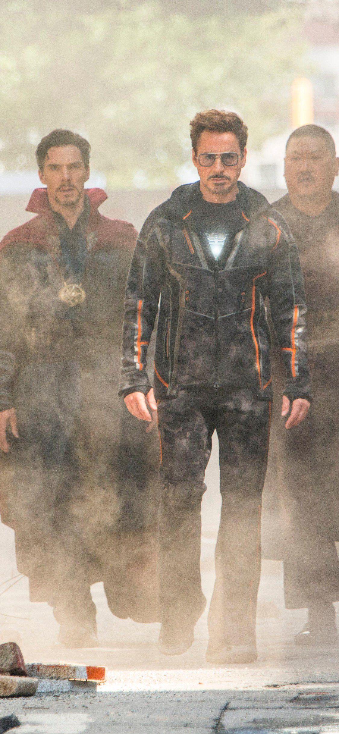 iPhone X Avengers: Infinity War, Doctor Strange, Wong, Bruce Banner