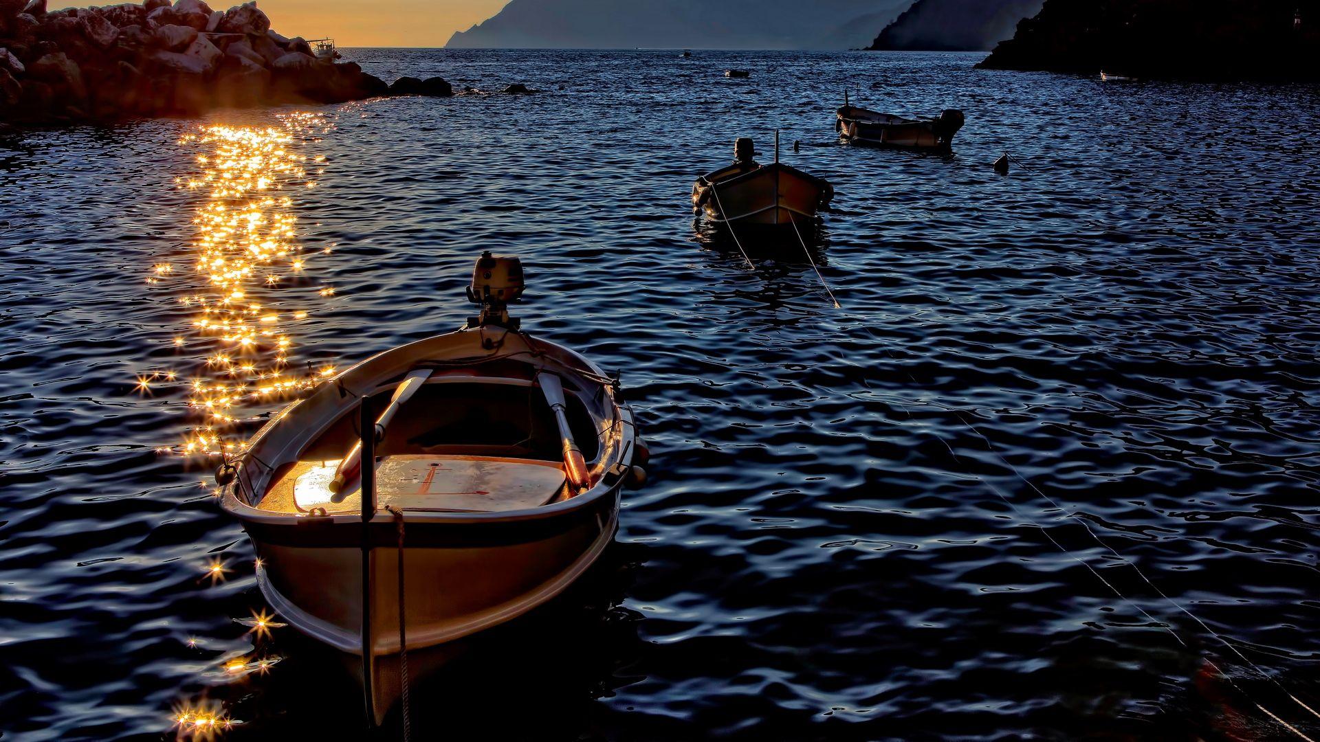 Download wallpaper 1920x1080 boat, sea, sunset, water, shine full HD