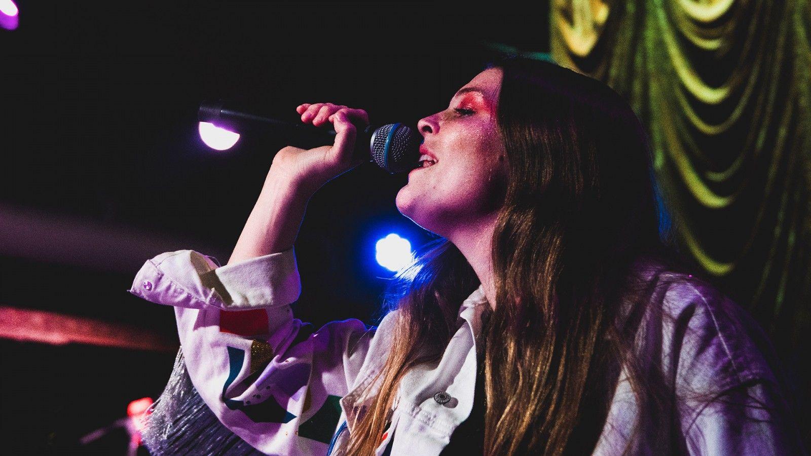 Photo Gallery: Maggie Rogers Owns The Stage In Philadelphia