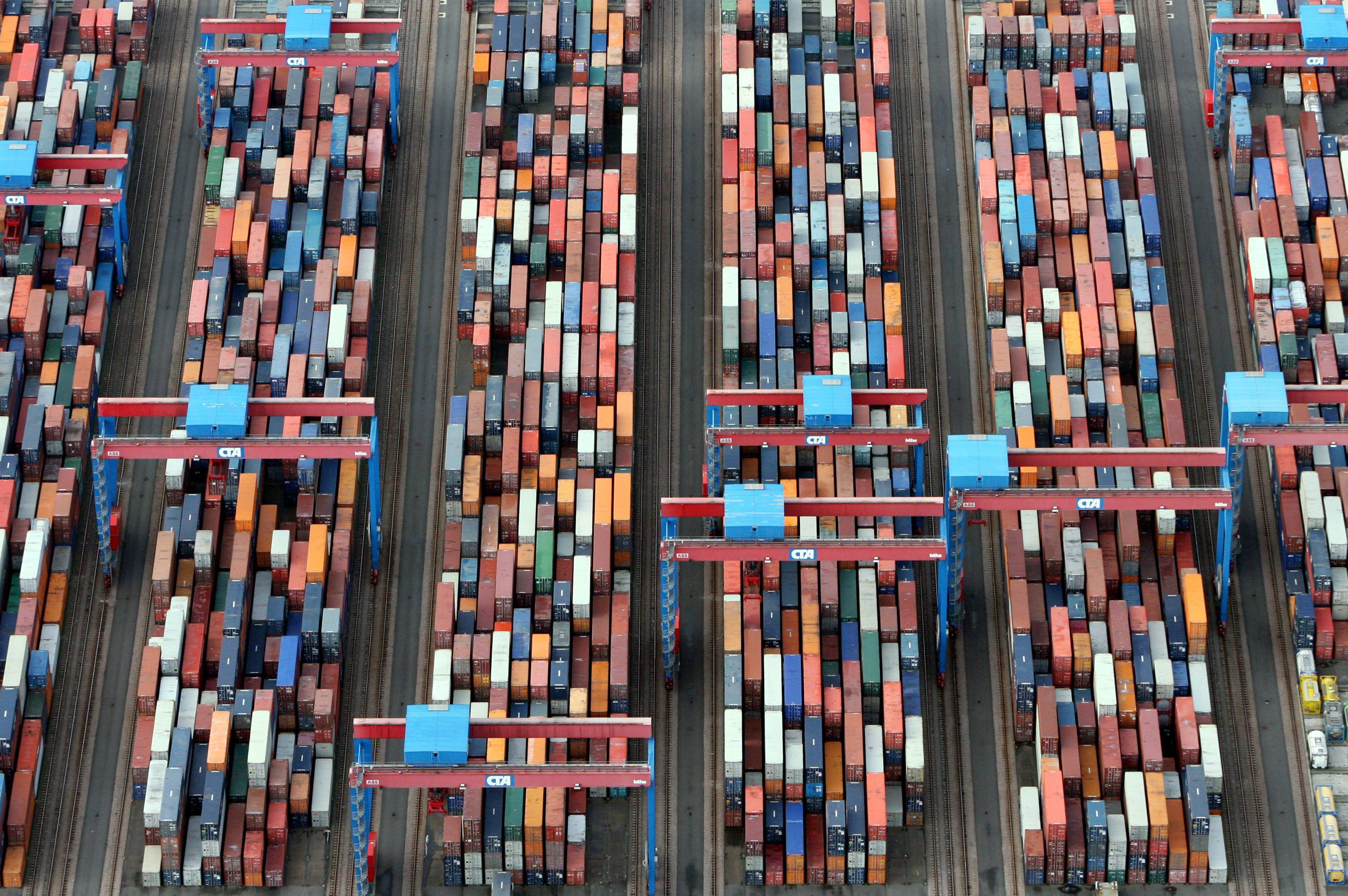 Container terminal HD Wallpaper