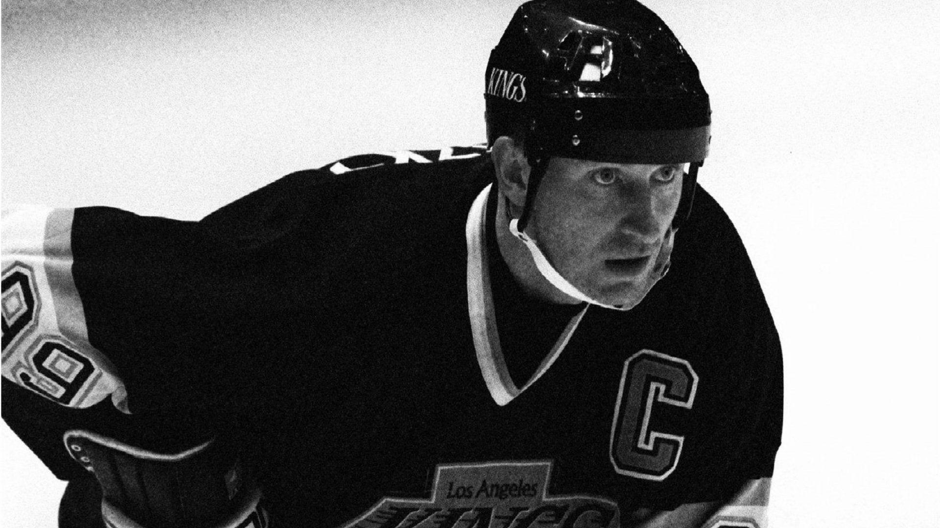Wayne Gretzky The greatest to ever play the game  Hockey players Nhl  hockey players Wayne gretzky