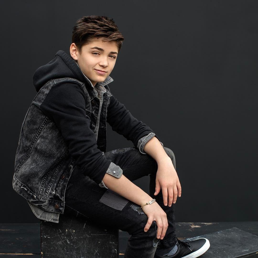 Asher Angel Wallpapers - Wallpaper Cave