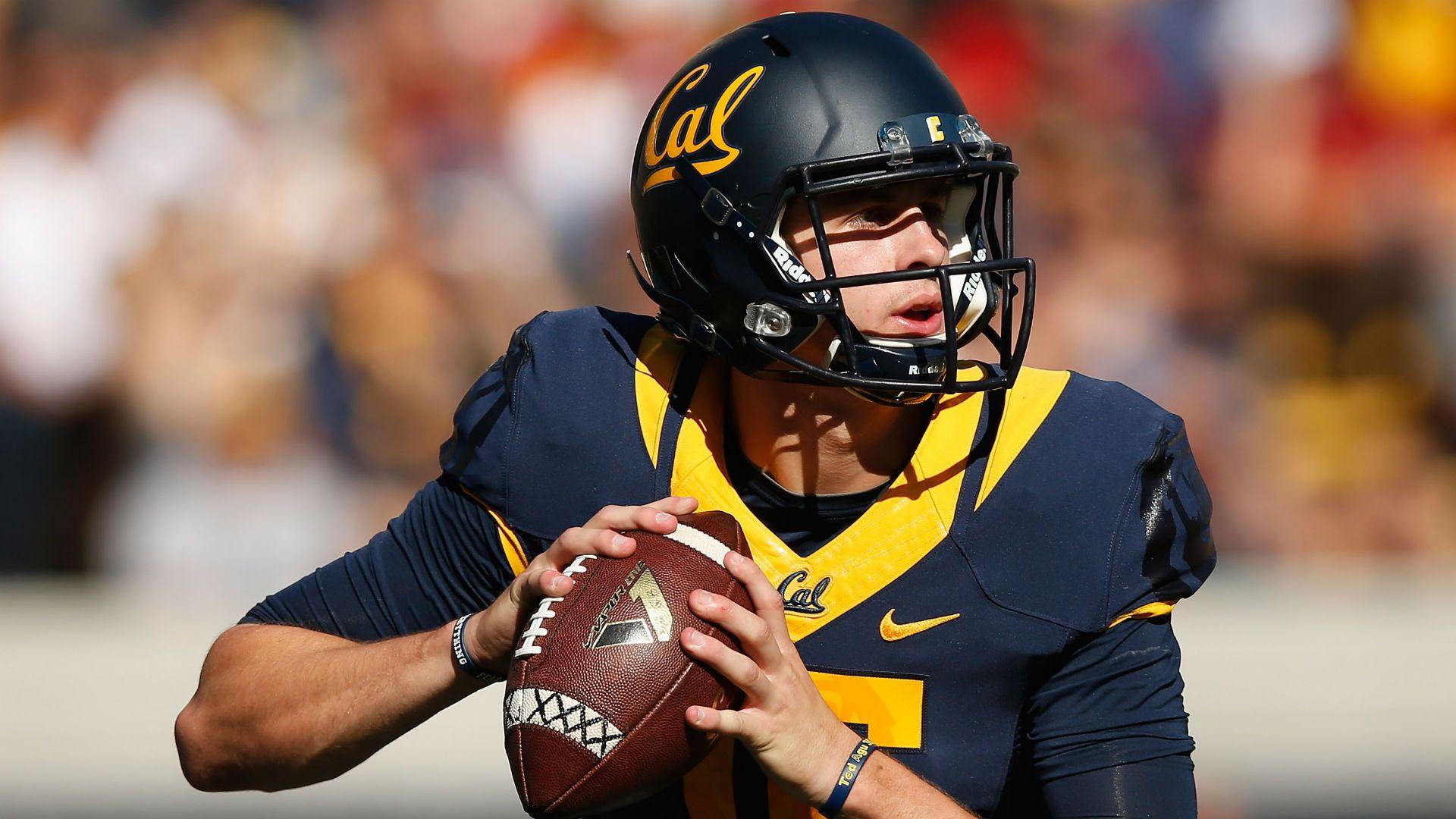 Five theories on Jared Goff's magical hand growth