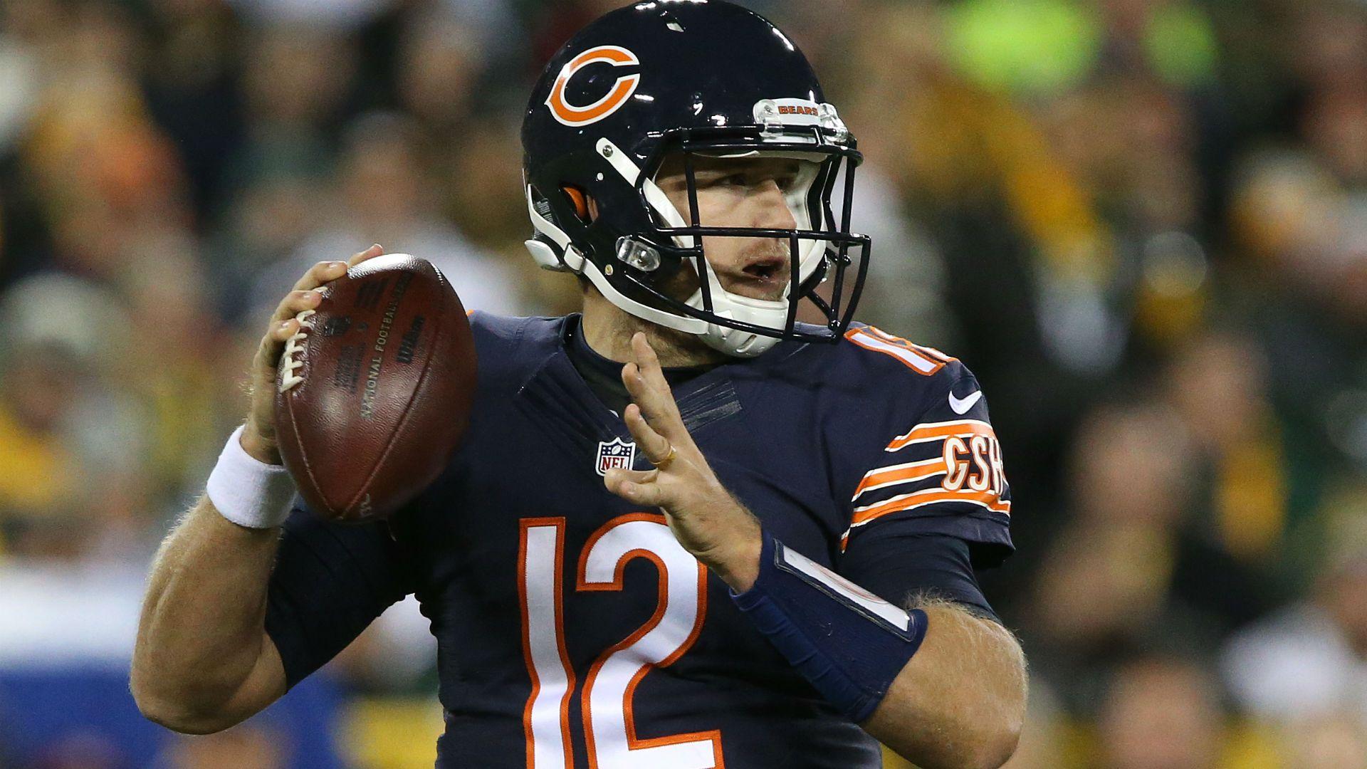 Matt Barkley to wear wetsuit under Bears uniform vs. Packers, report