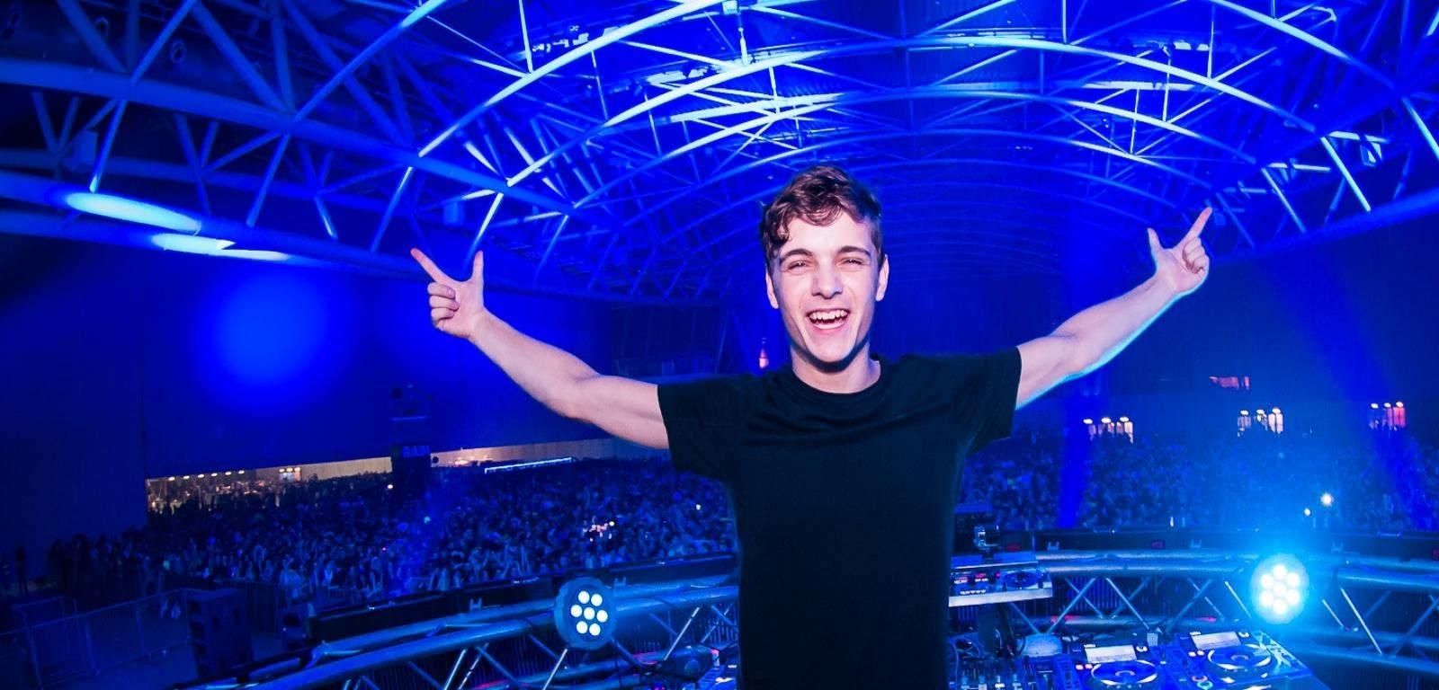 Free download Martin Garrix wallpaper HD 1600x768 for computer