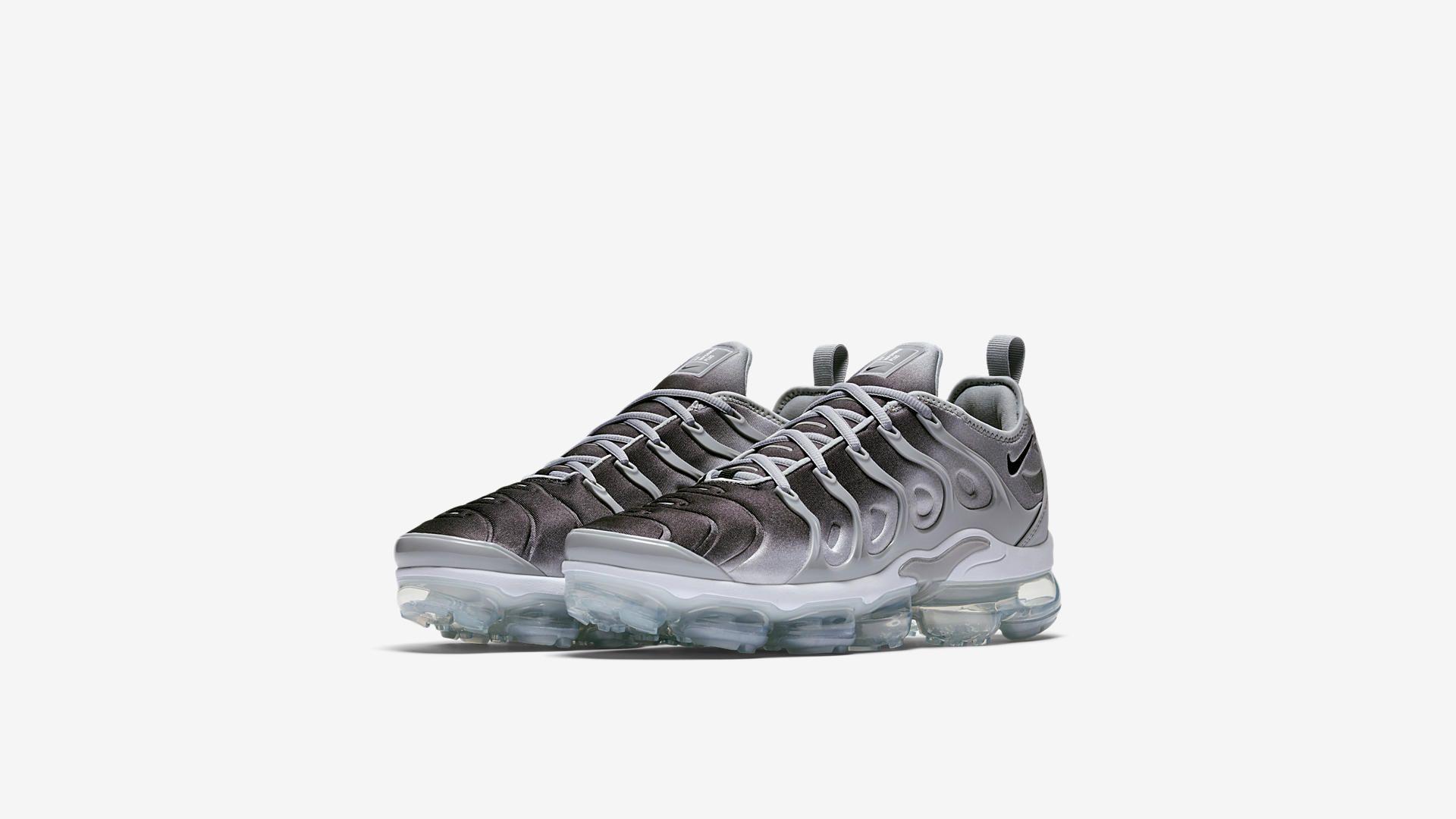 Nike Air VaporMax Plus Dropping in Three Colorways