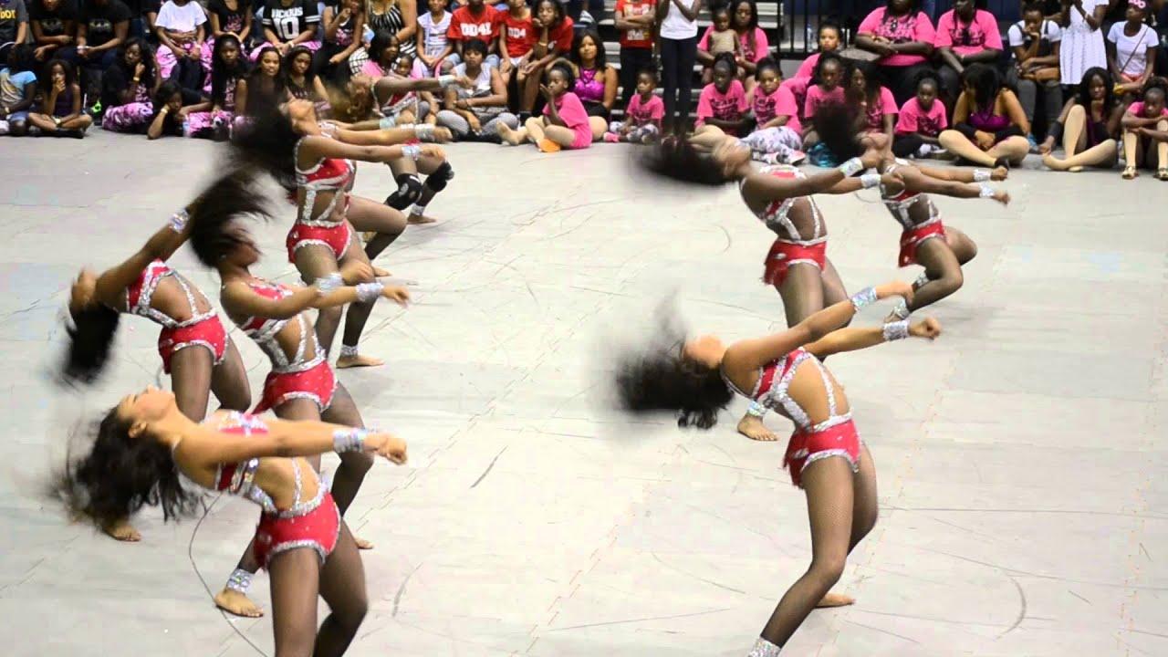 DANCING DOLLS DD4L STANDS DANCE OR BUCK OFF COMPETITION