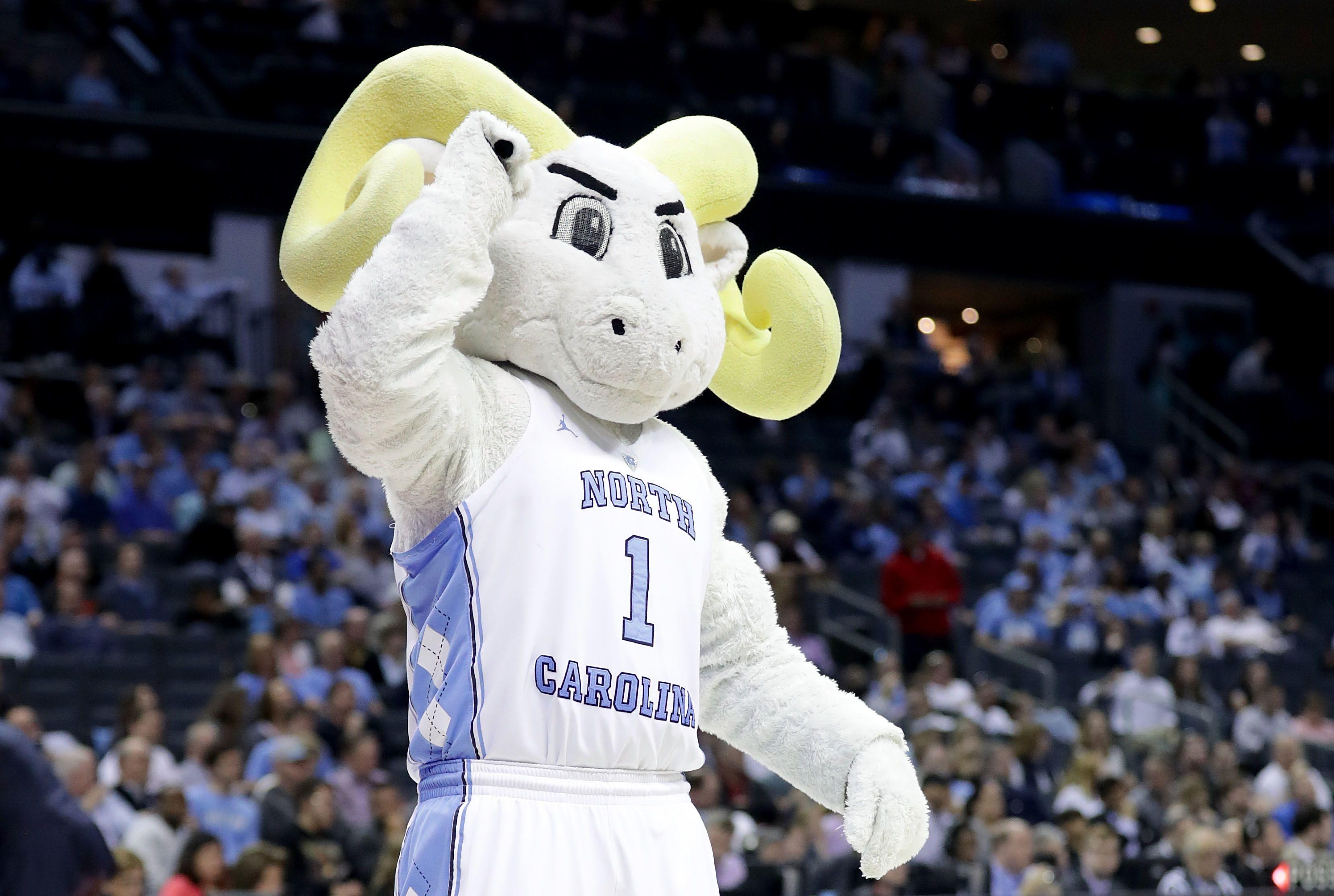 UNC Basketball: Tar Heels in the lead for 2020 big man?