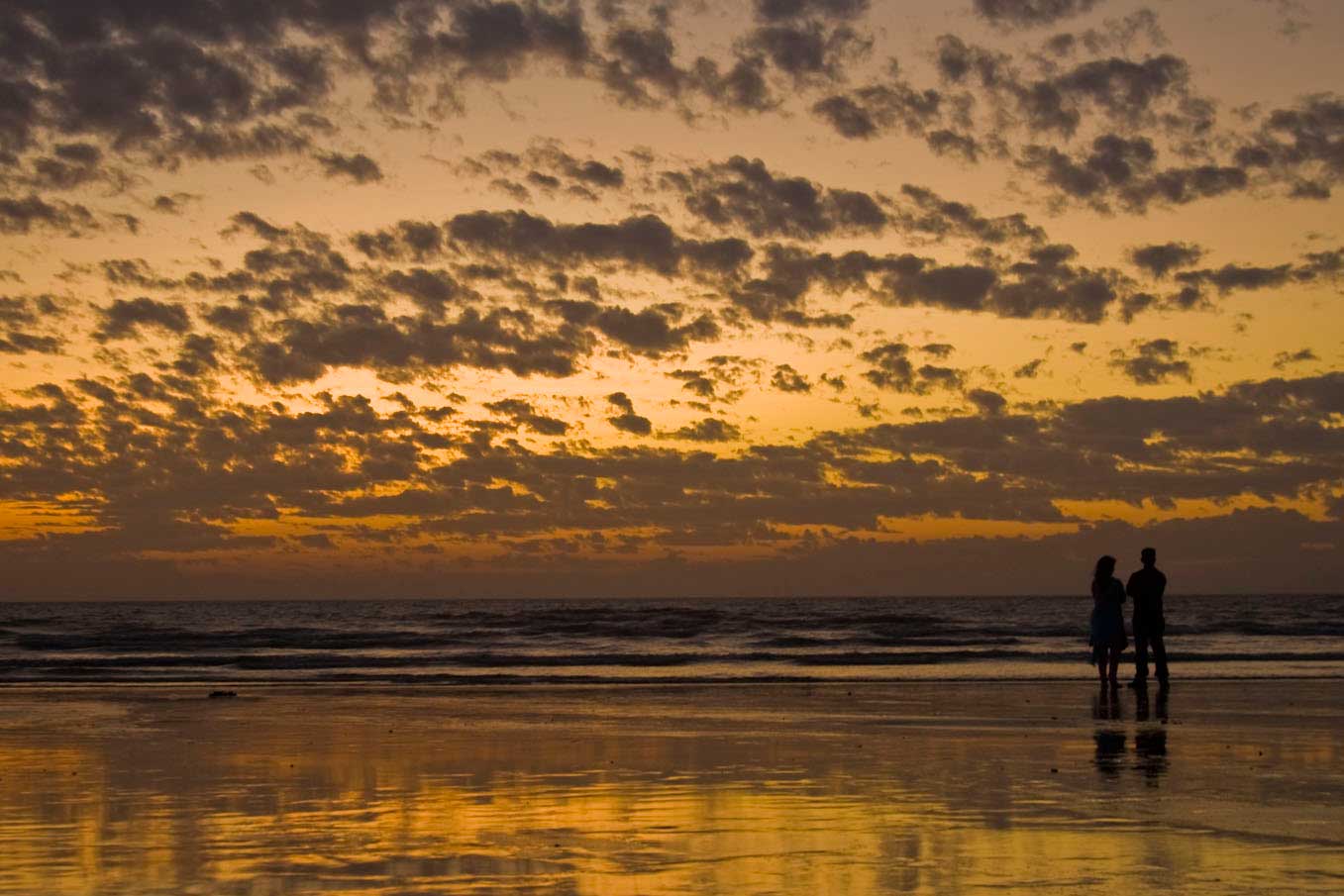 Picture of Love Couples at Sunset, Couple Sunset Wallpaper