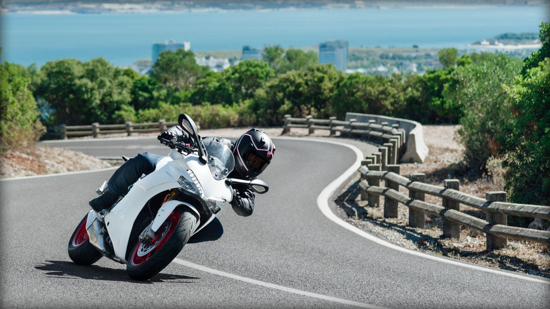 Photos of the 939 SuperSport S Riding on Twisty Roads