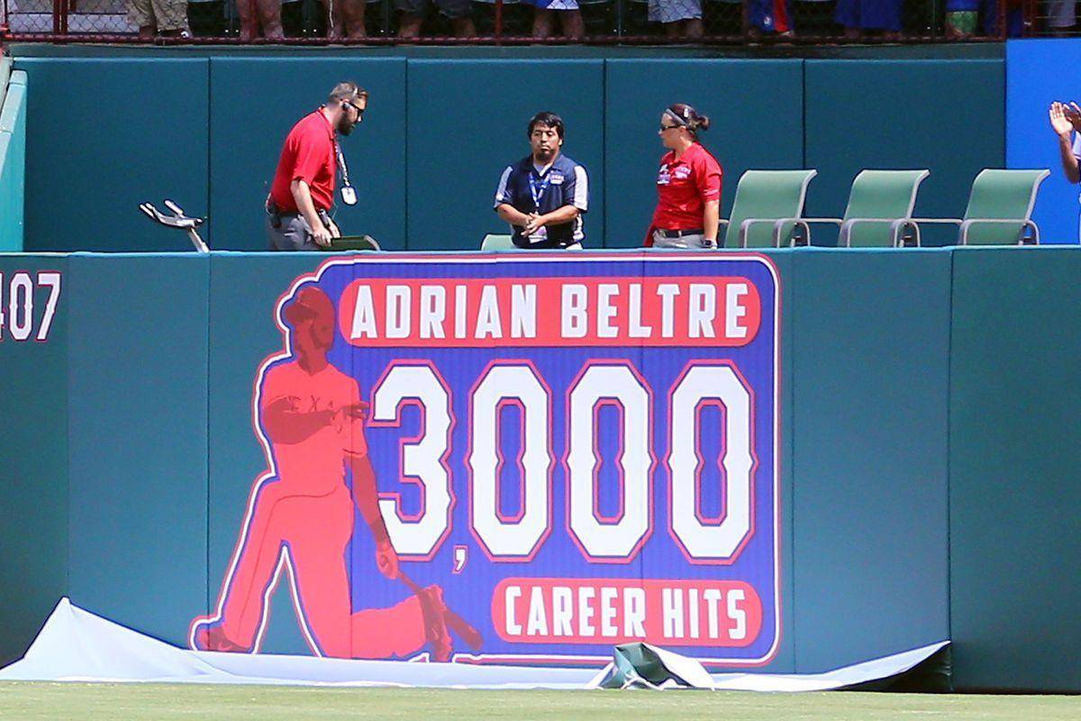 Adrian Beltre reaches 000 career hits