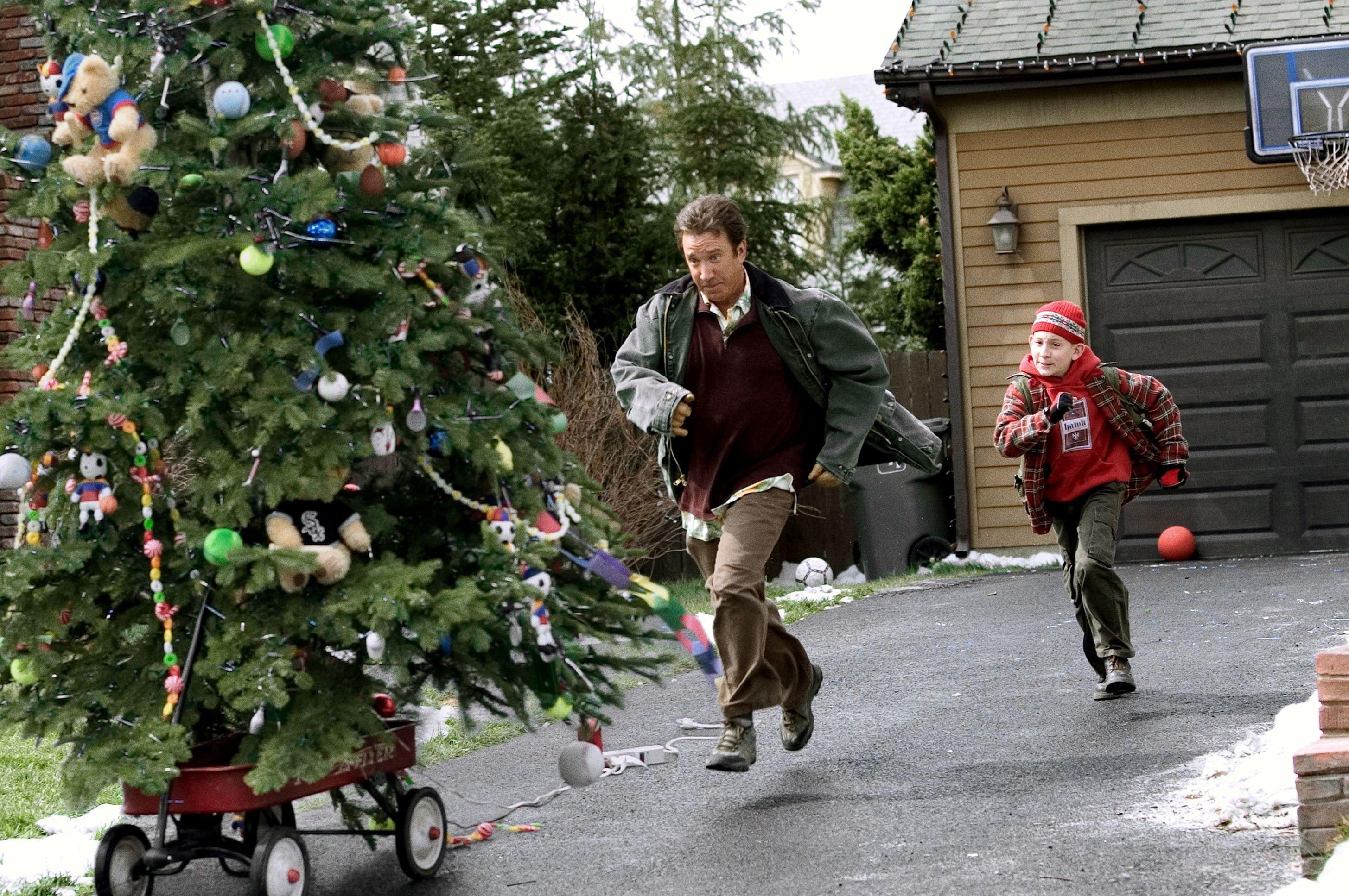 10 Movies That Capture The Craziness Of The Holiday Season 