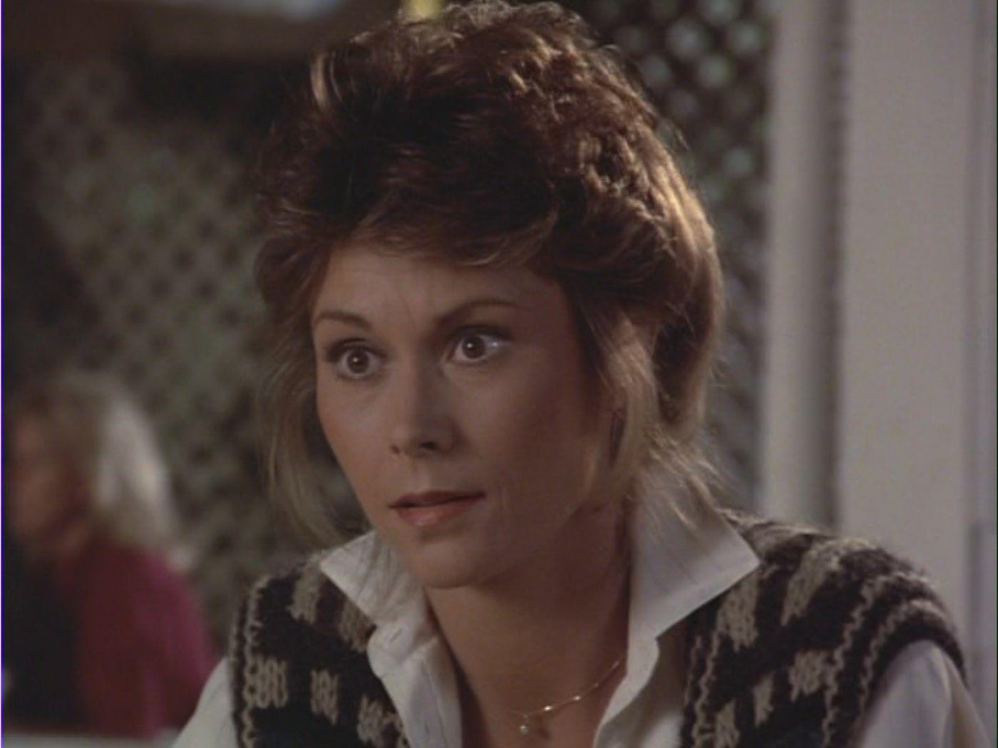 Scarecrow And Mrs King Online Photo Galleries