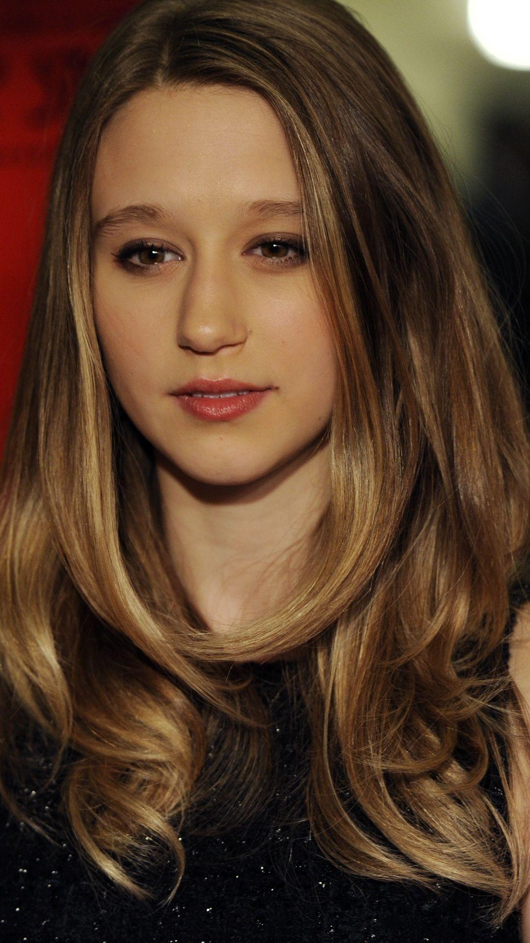 Download wallpaper 1080x1920 taissa farmiga, blonde, actress samsung