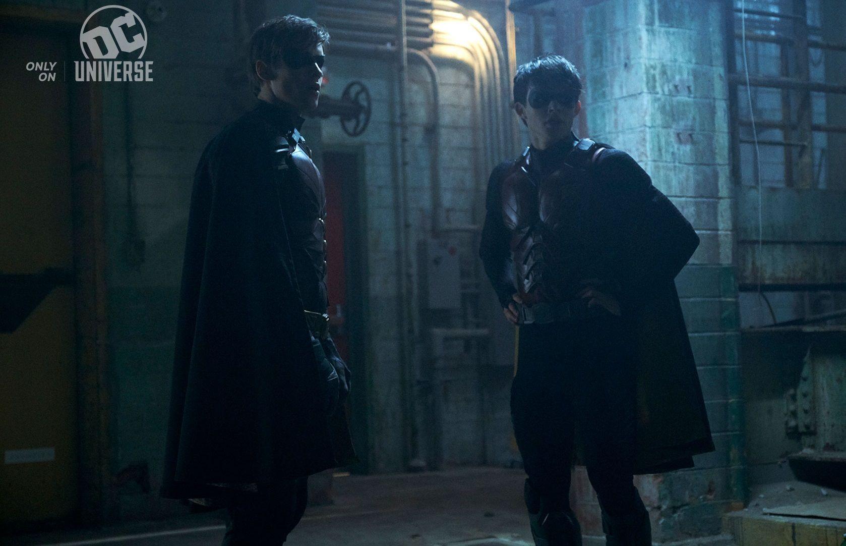 The Robins Face Off in New Titans Image