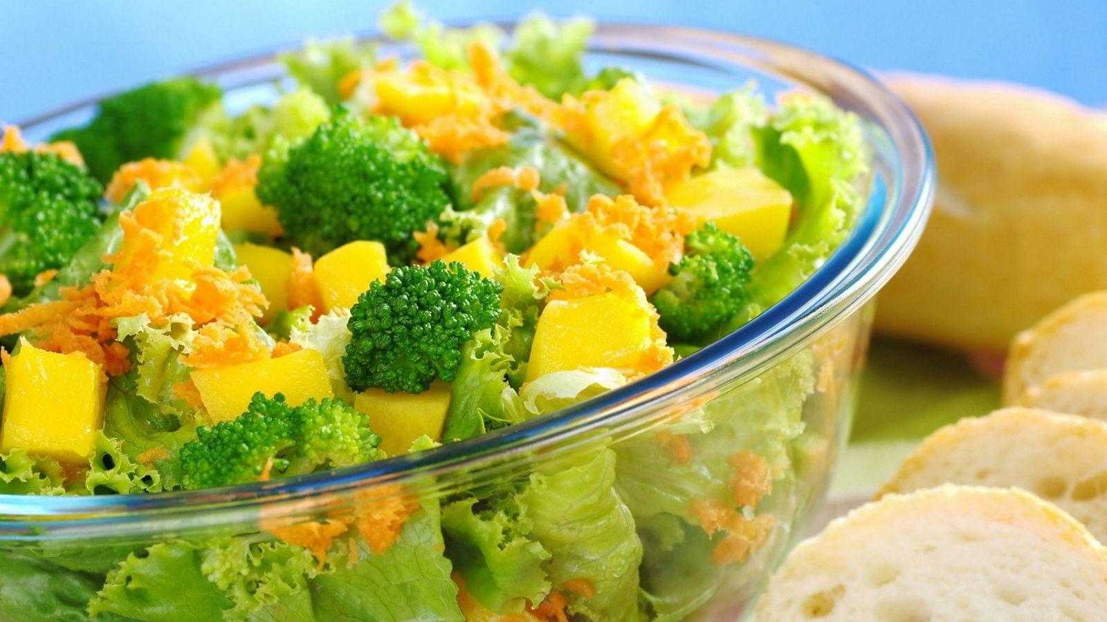 Download wallpaper 1600x900 salad, vegetables, greens, healthy food