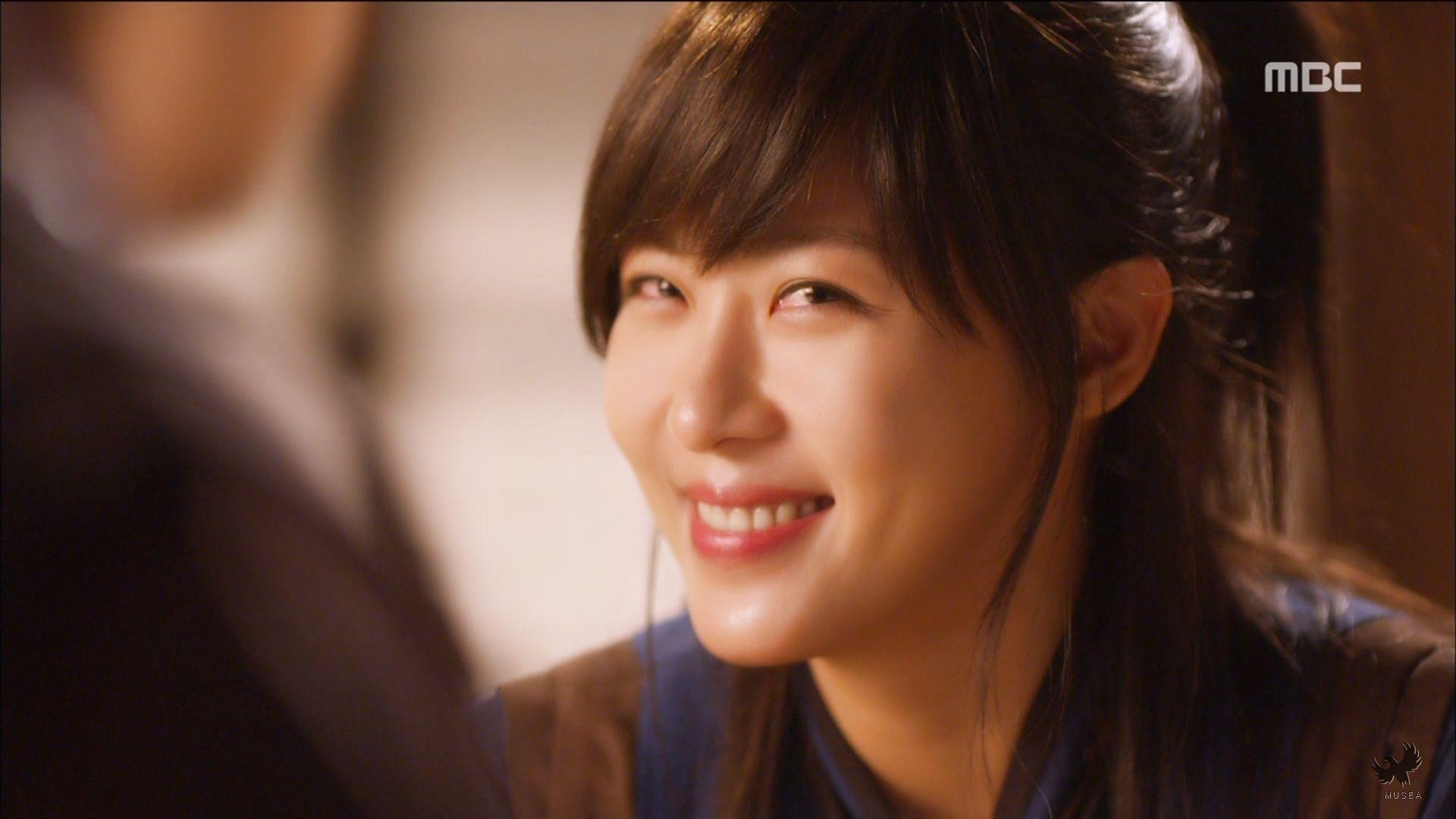 Ha Ji Won Wallpaper 11 X 1080