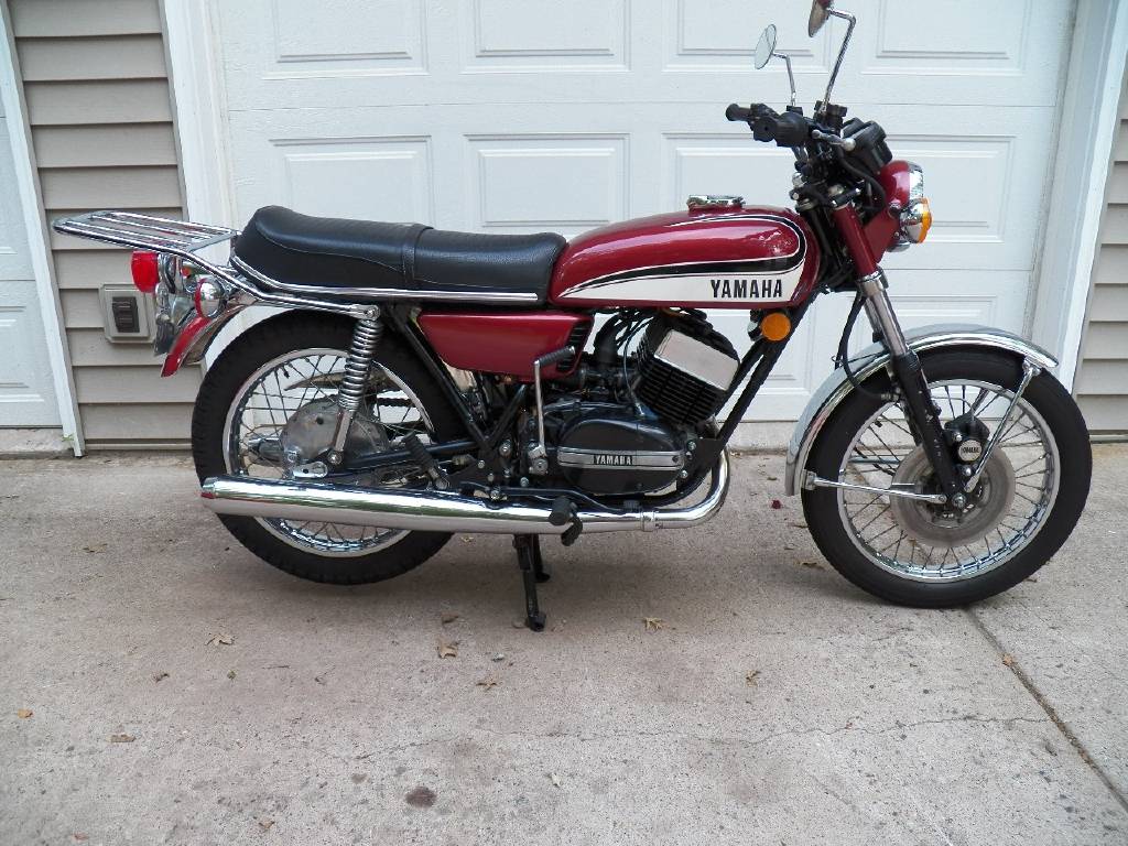 I finally pulled the trigger on a 1975 Yamaha RD350