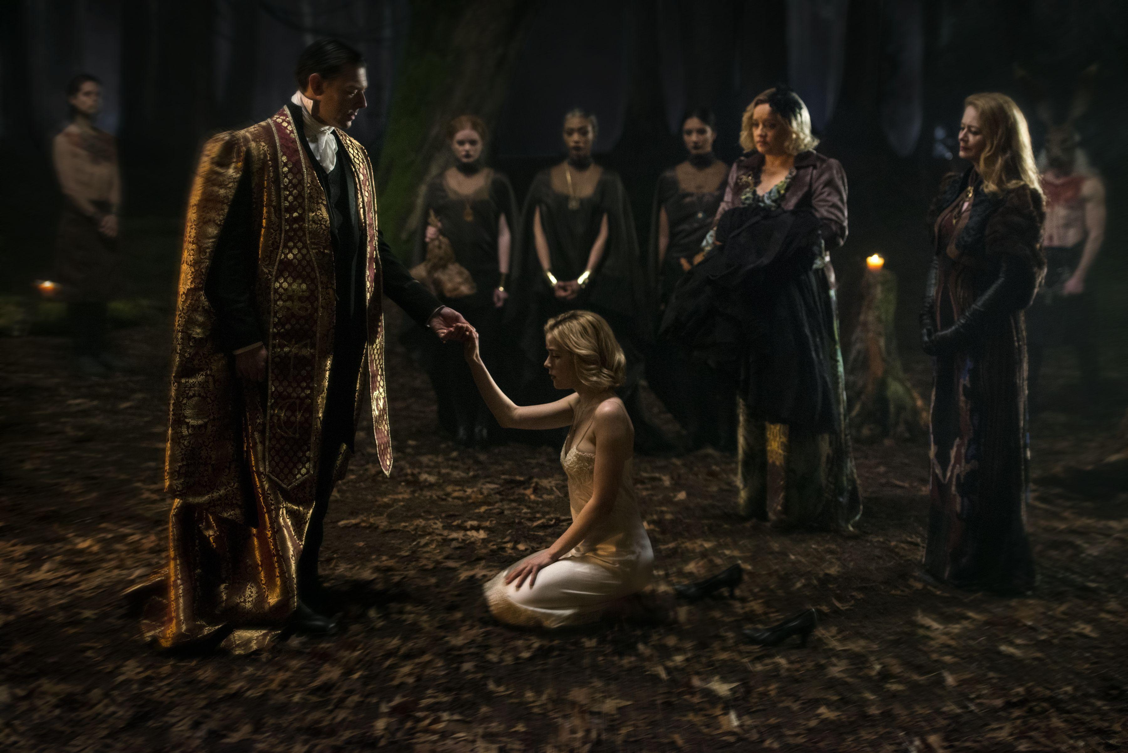 Chilling Adventures of Sabrina Image Reveal Netflix's Teenage Witch