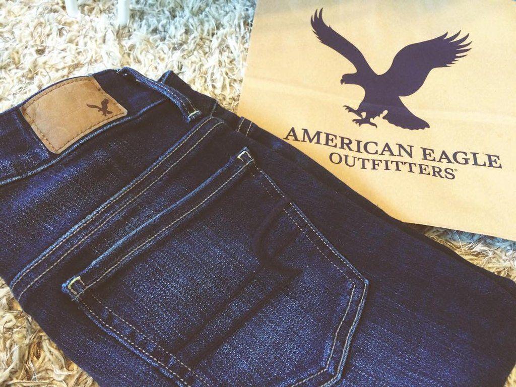 American Eagle Outfitters. Best Clothing Stores From the '90s