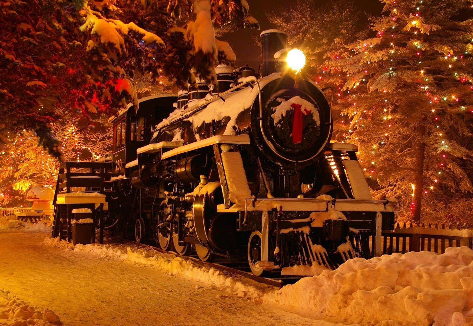 Christmas Train Desktop Wallpaper