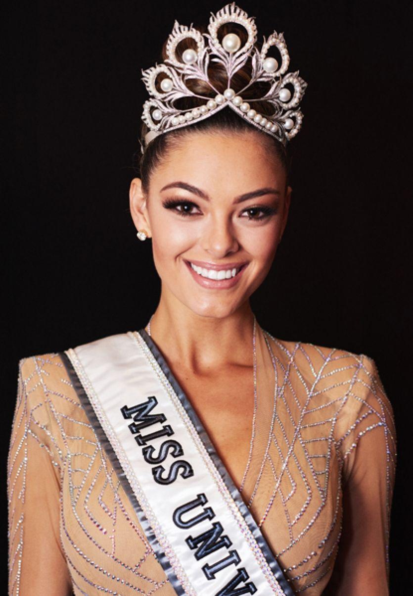 Demi Leigh Nel Peters Leigh Nel Peters Long Straight Cut