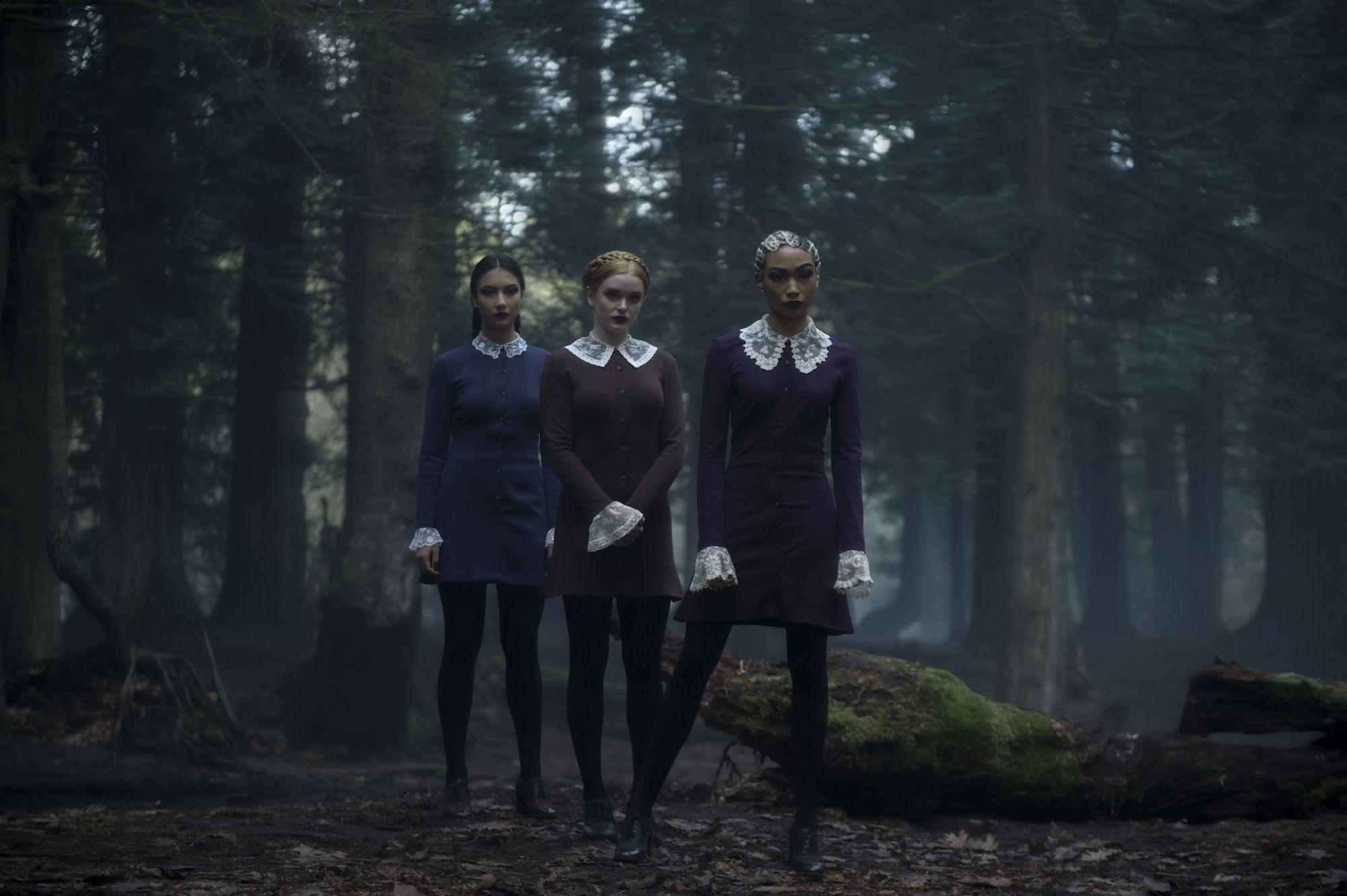 Chilling Adventures of Sabrina: New Image Reveal the Cast