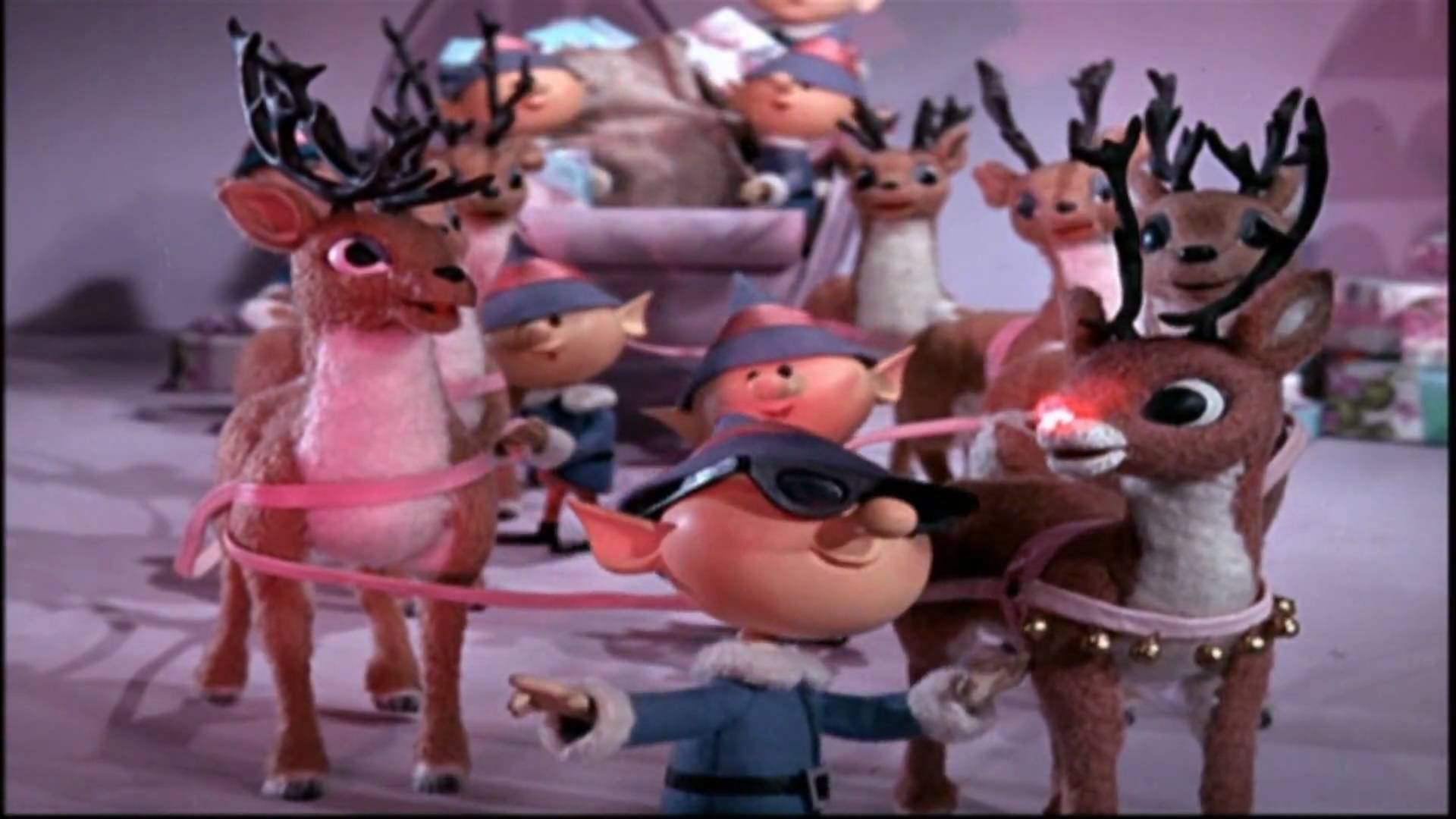 Download Rudolph The Red Nosed Reindeer Wallpaper (39)